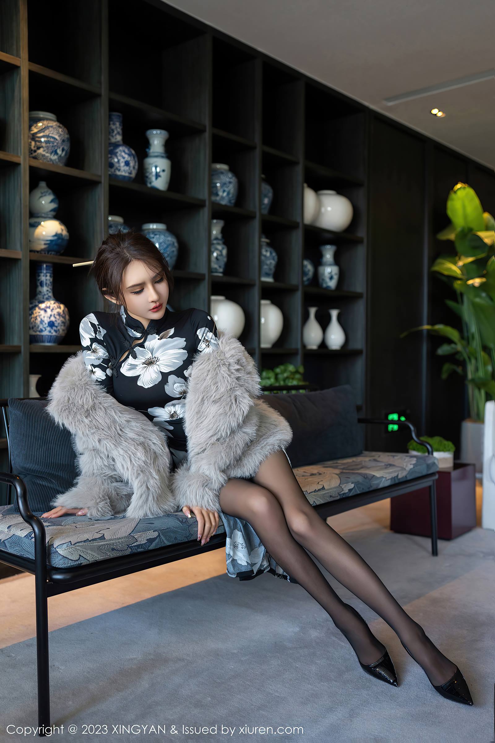 图片[40]-[XINGYAN星颜社]2023.12.07 VOL.221 Emily尹菲 山茶花旗袍 [40+1P] – 速更版-美库