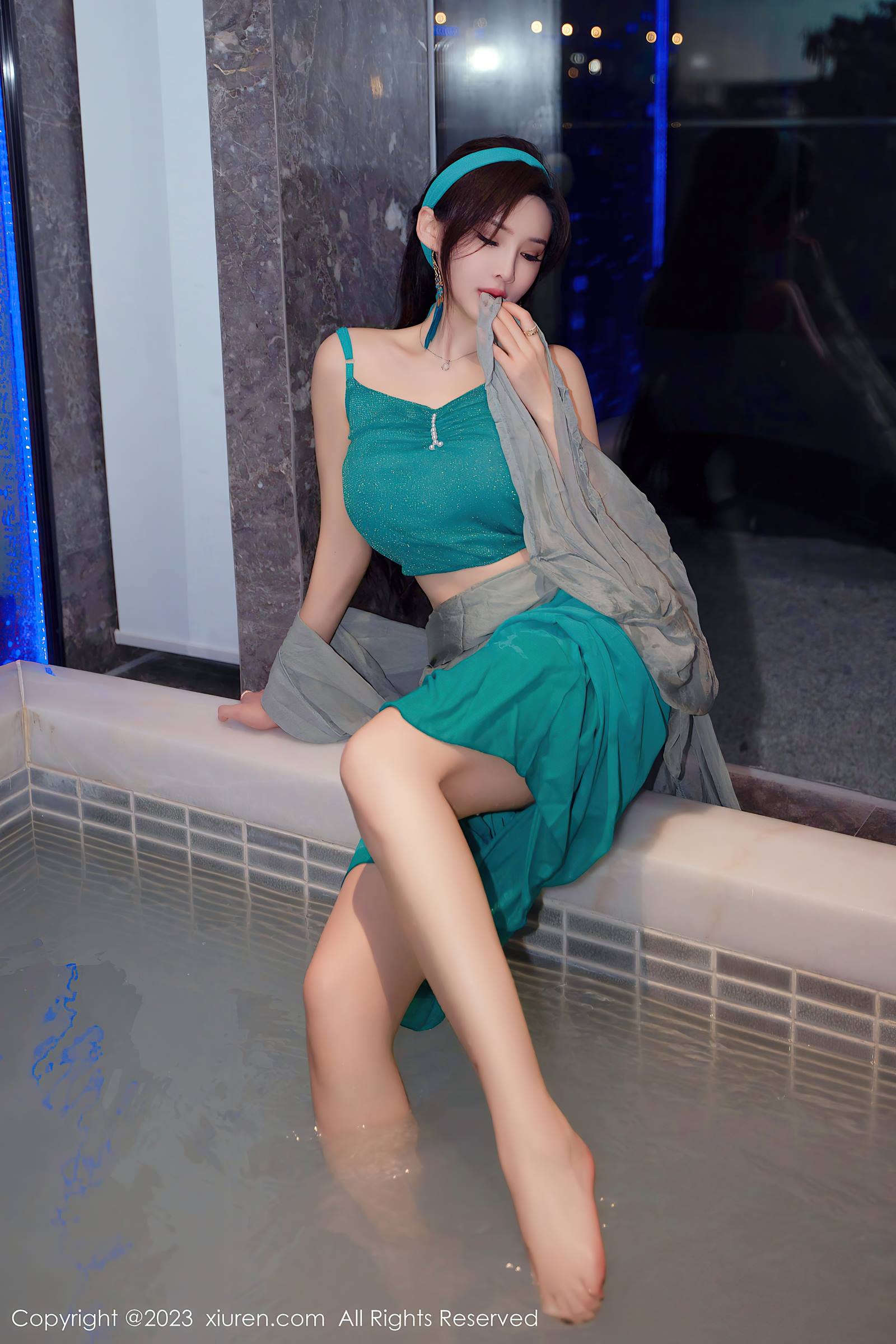 图片[15]-[Xiuren秀人网]2023.12.29 NO.7886 Carol周妍希 绿色妖姬 [24+1P] – 速更版-美库