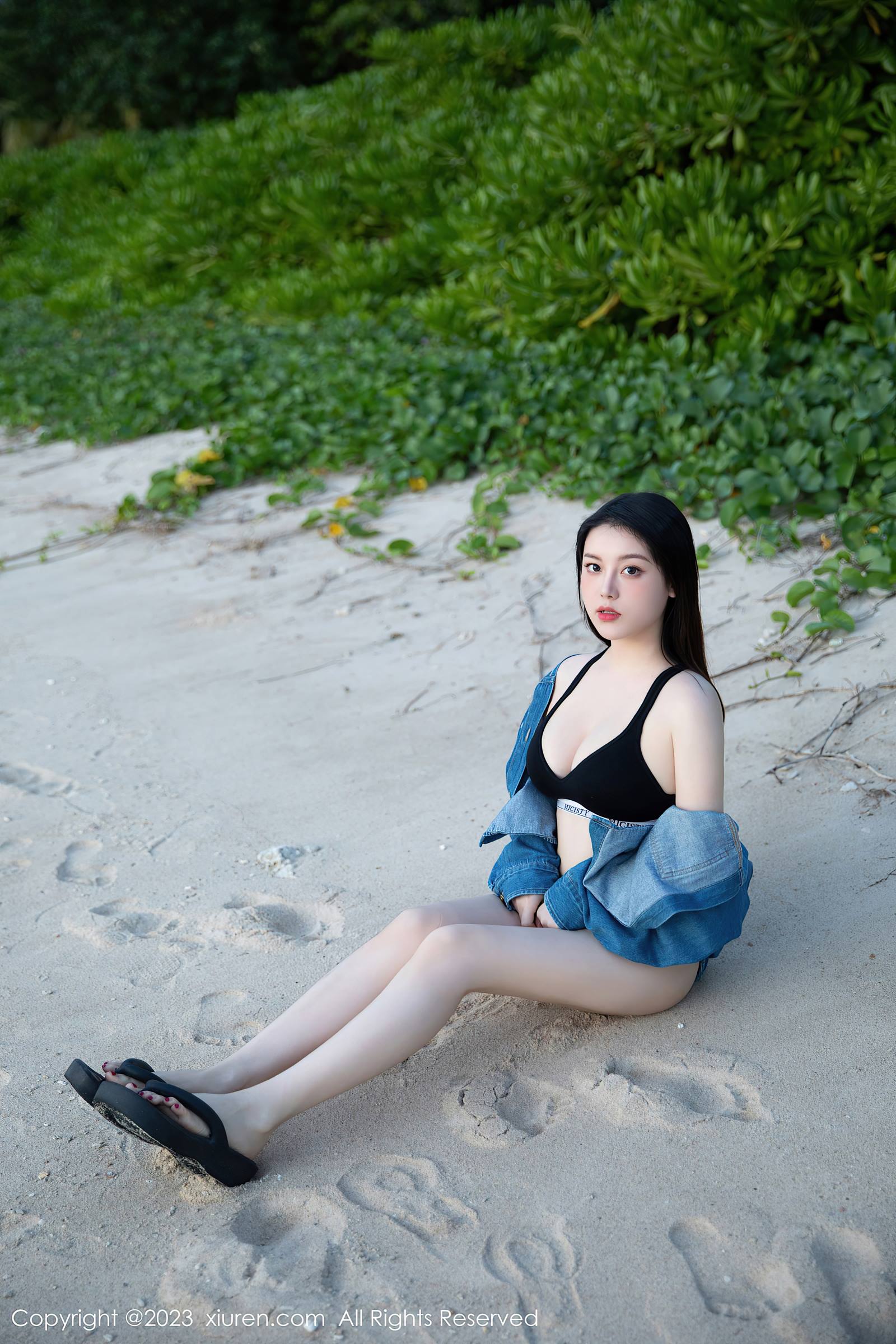 图片[10]-[Xiuren秀人网]2023.12.29 NO.7892 豆瓣酱 沙滩美女[9+1P] – 速更版-美库