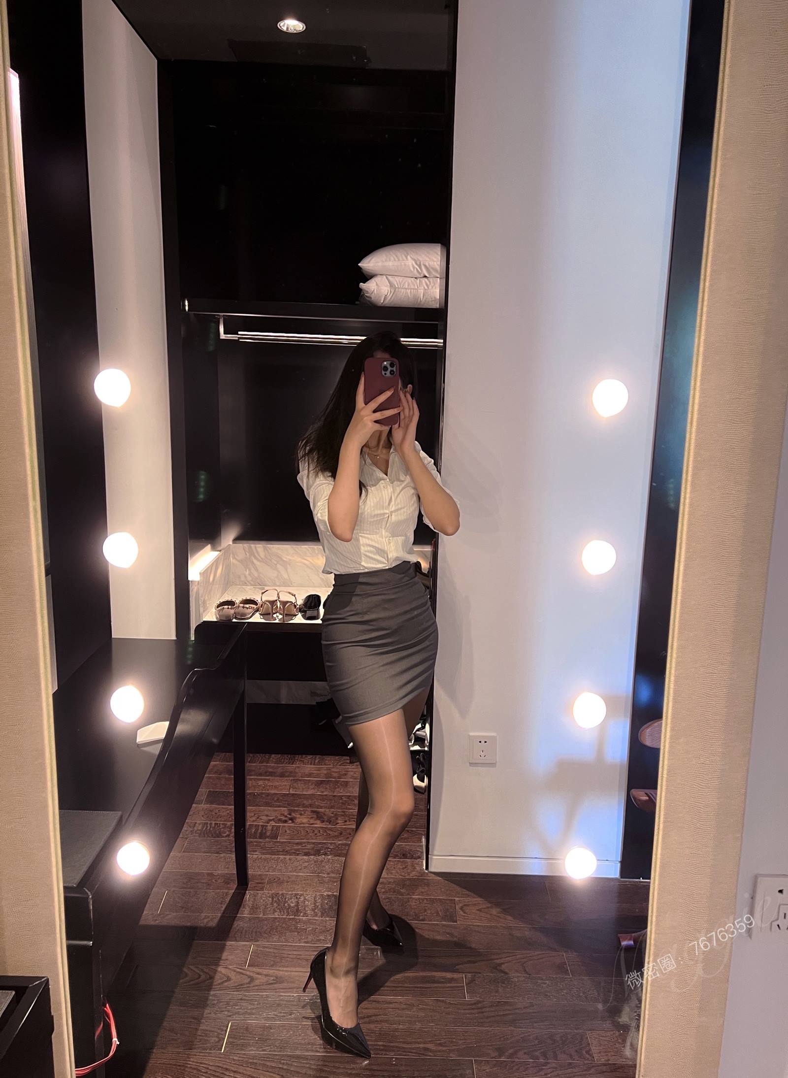 图片[18]-安乔乔儿(Nia乔乔)  小秘书来了[62P] – 速更版-美库