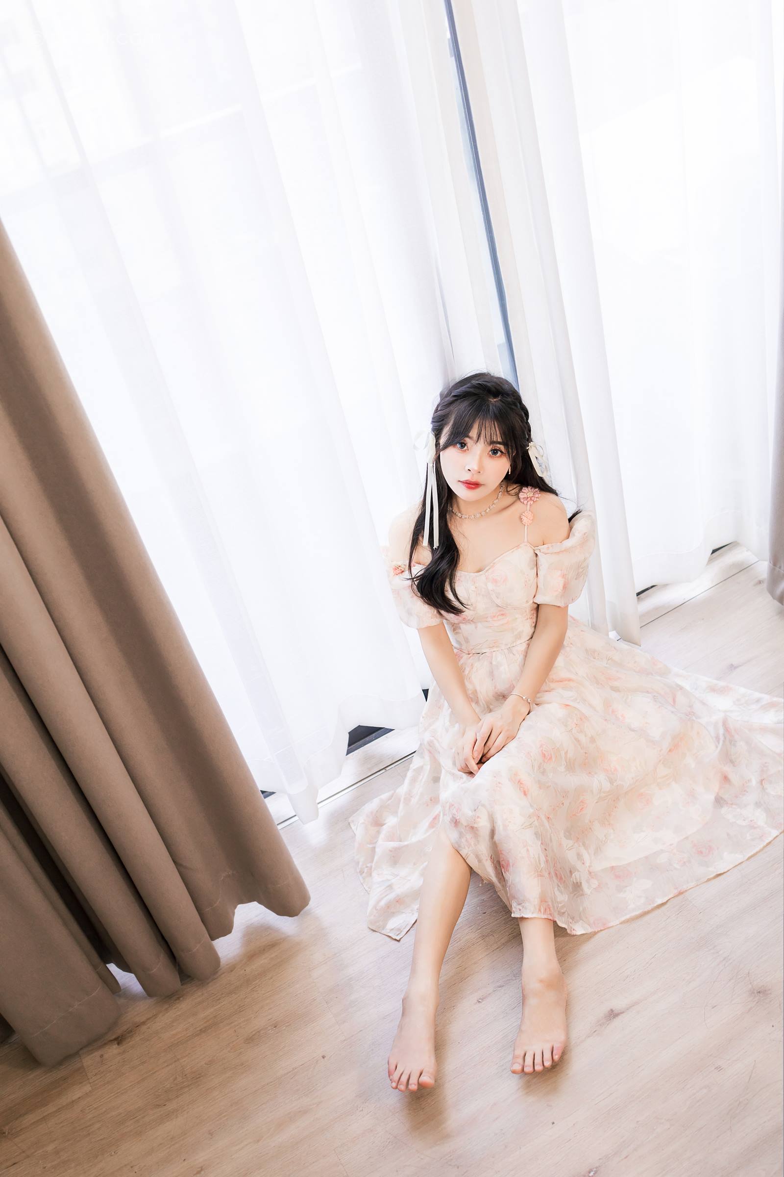 图片[17]-[YALAYI雅拉伊]2023.11.01 NO.1085 小花裙少女 程小蝶[45+1P] – 速更版-美库