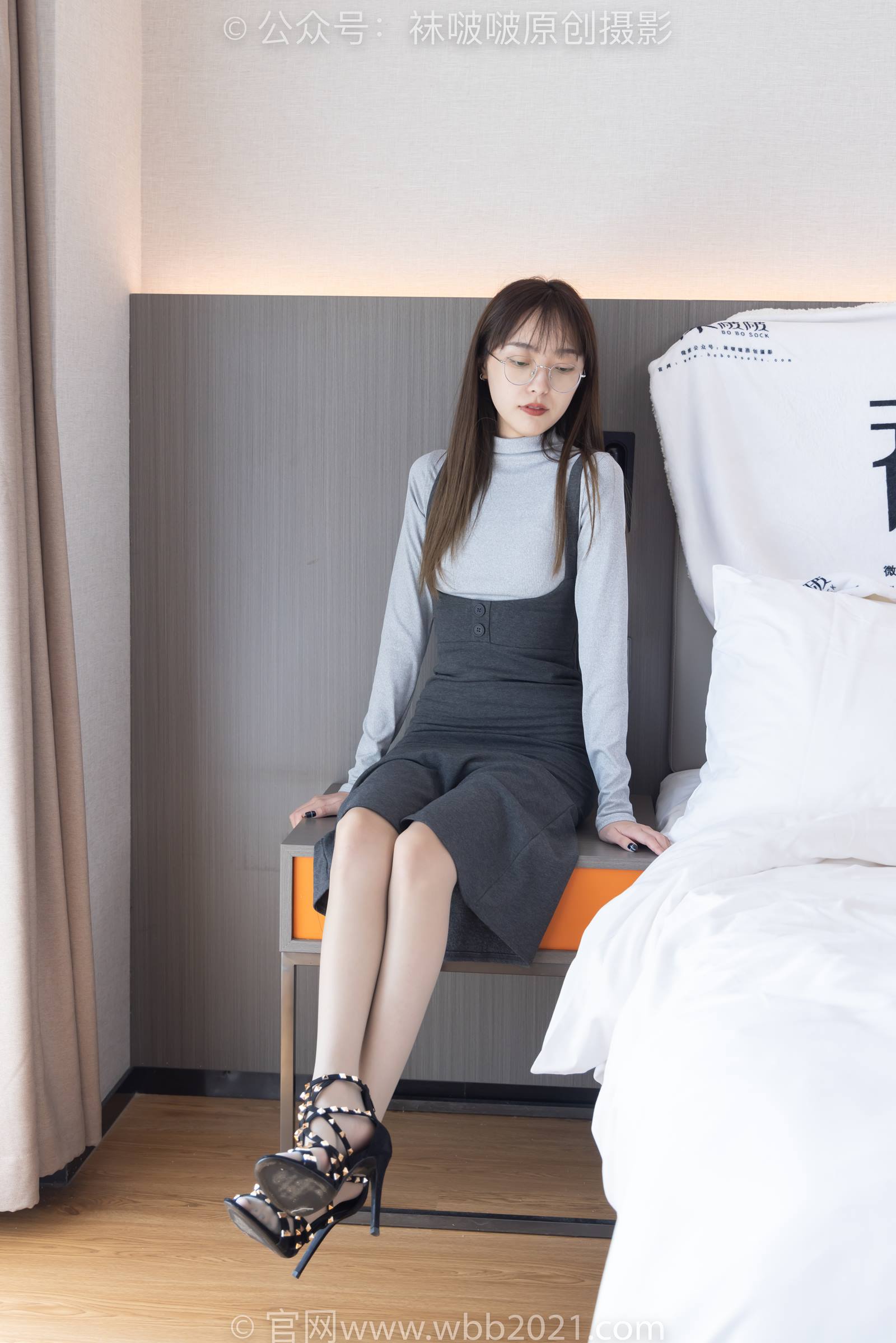 图片[15]-[BoBoSocks袜啵啵]NO.309 稚予-两双高跟鞋、灰丝、白丝、裸足、踩奶油蛋糕剧情[180P] – 速更版-美库