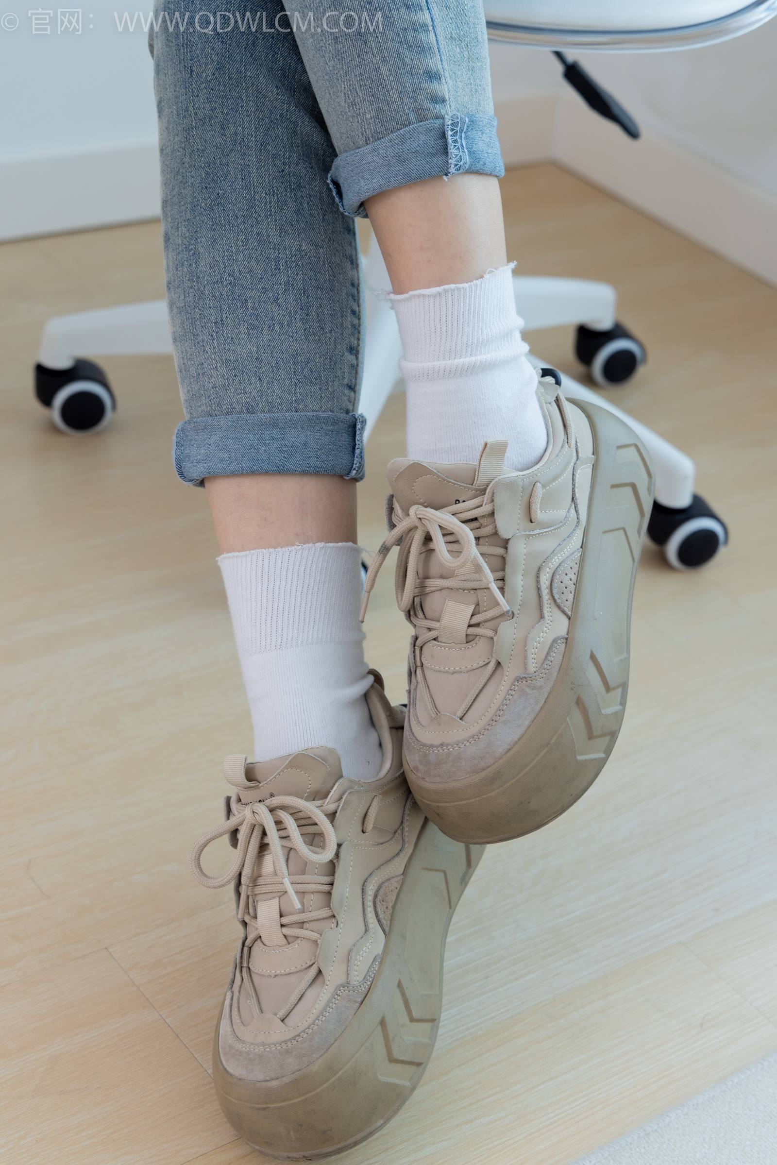 图片[32]-物恋传媒 NO.1783 绒绒-运动鞋、自然穿脏白棉袜[160P] – 速更版-美库