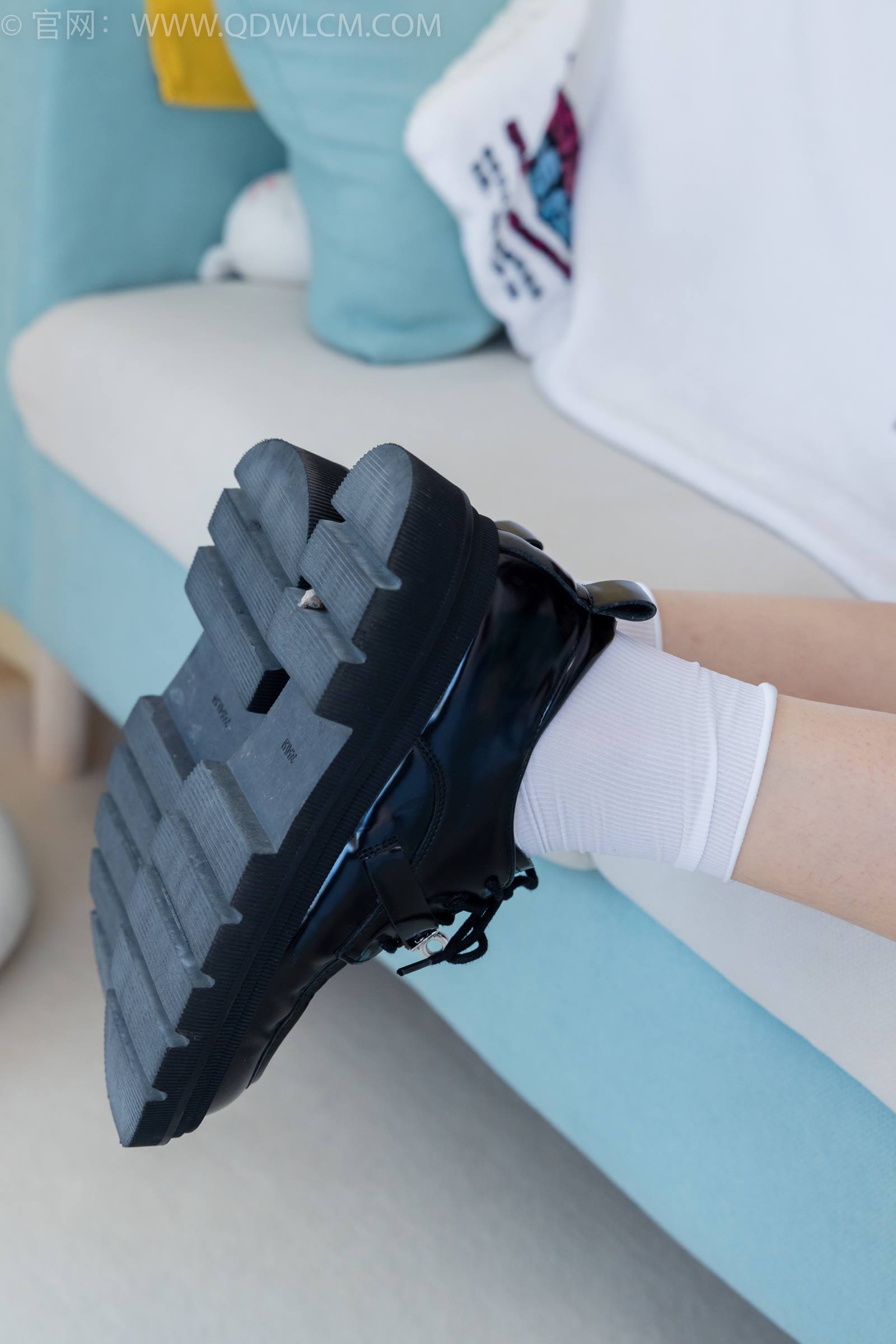 图片[24]-物恋传媒 NO.1784 小谷-皮鞋、白冰丝袜、裸足[150P] – 速更版-美库