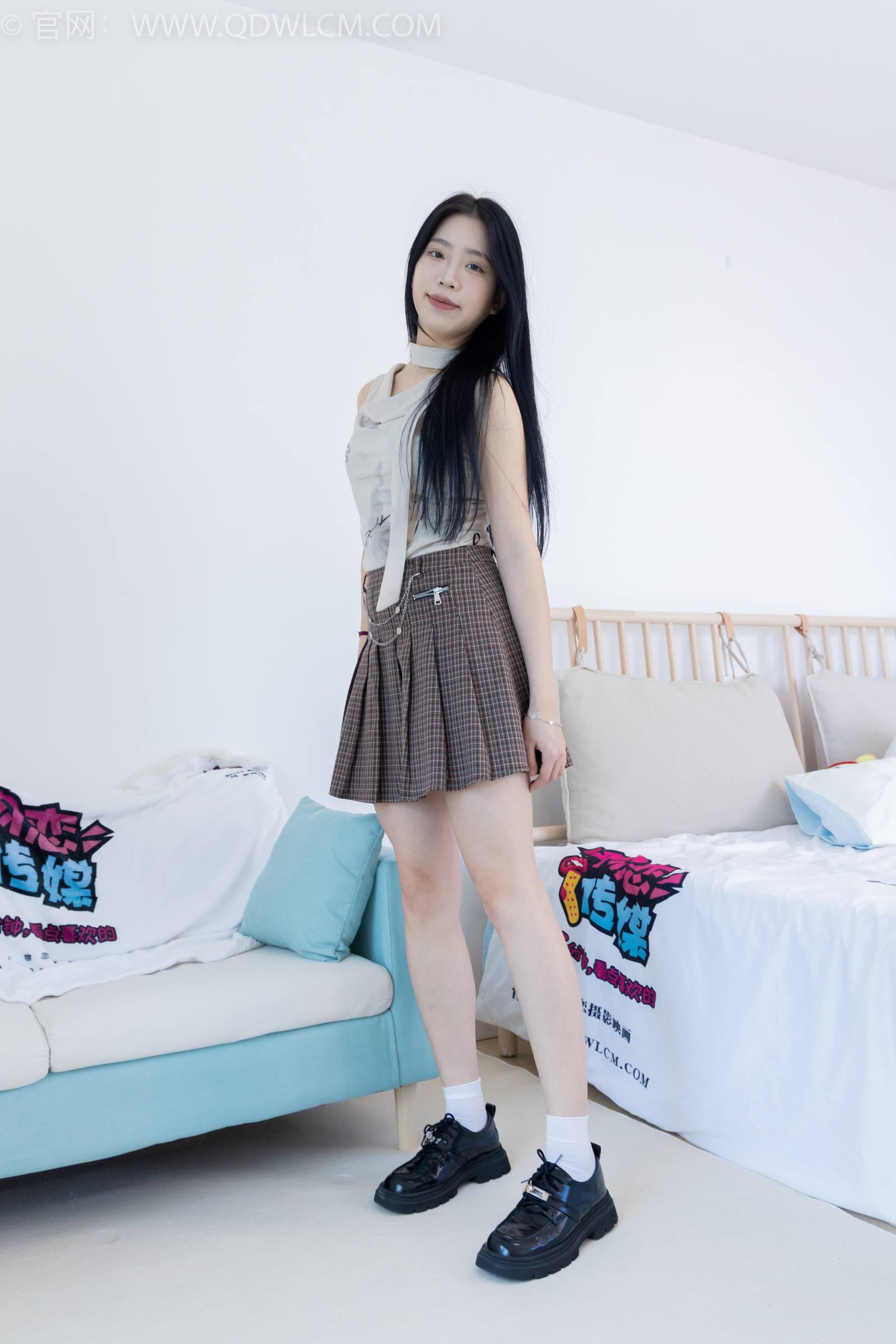 图片[34]-物恋传媒 NO.1784 小谷-皮鞋、白冰丝袜、裸足[150P] – 速更版-美库