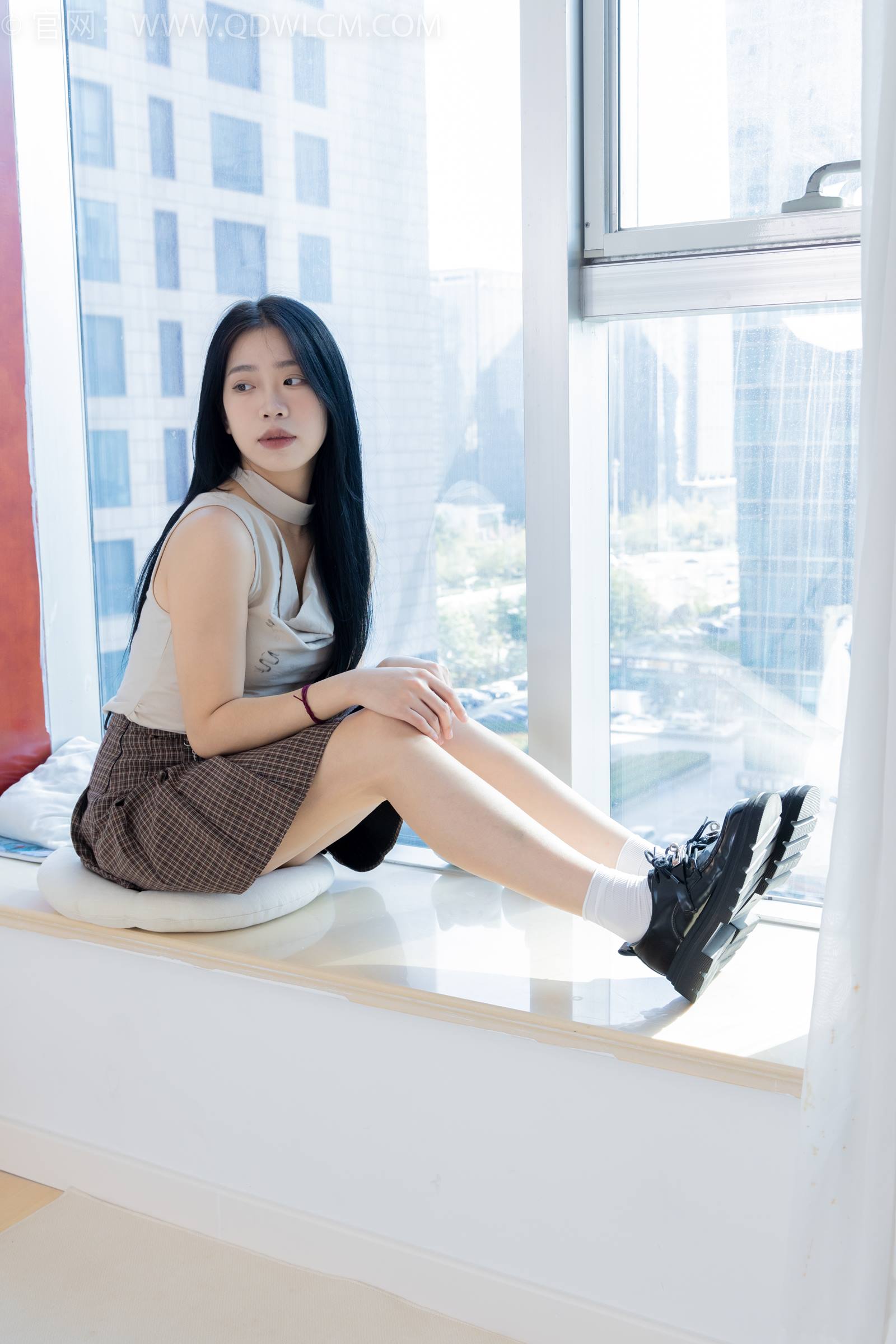 图片[43]-物恋传媒 NO.1784 小谷-皮鞋、白冰丝袜、裸足[150P] – 速更版-美库