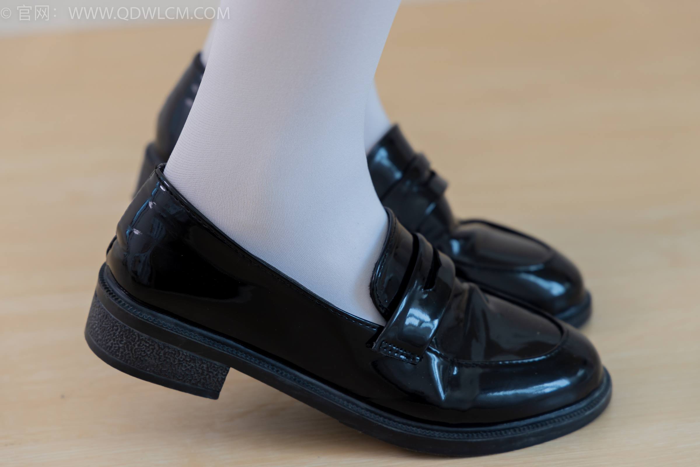 图片[10]-物恋传媒 NO.1785 青黛-皮鞋、厚白丝、裸足[160P] – 速更版-美库