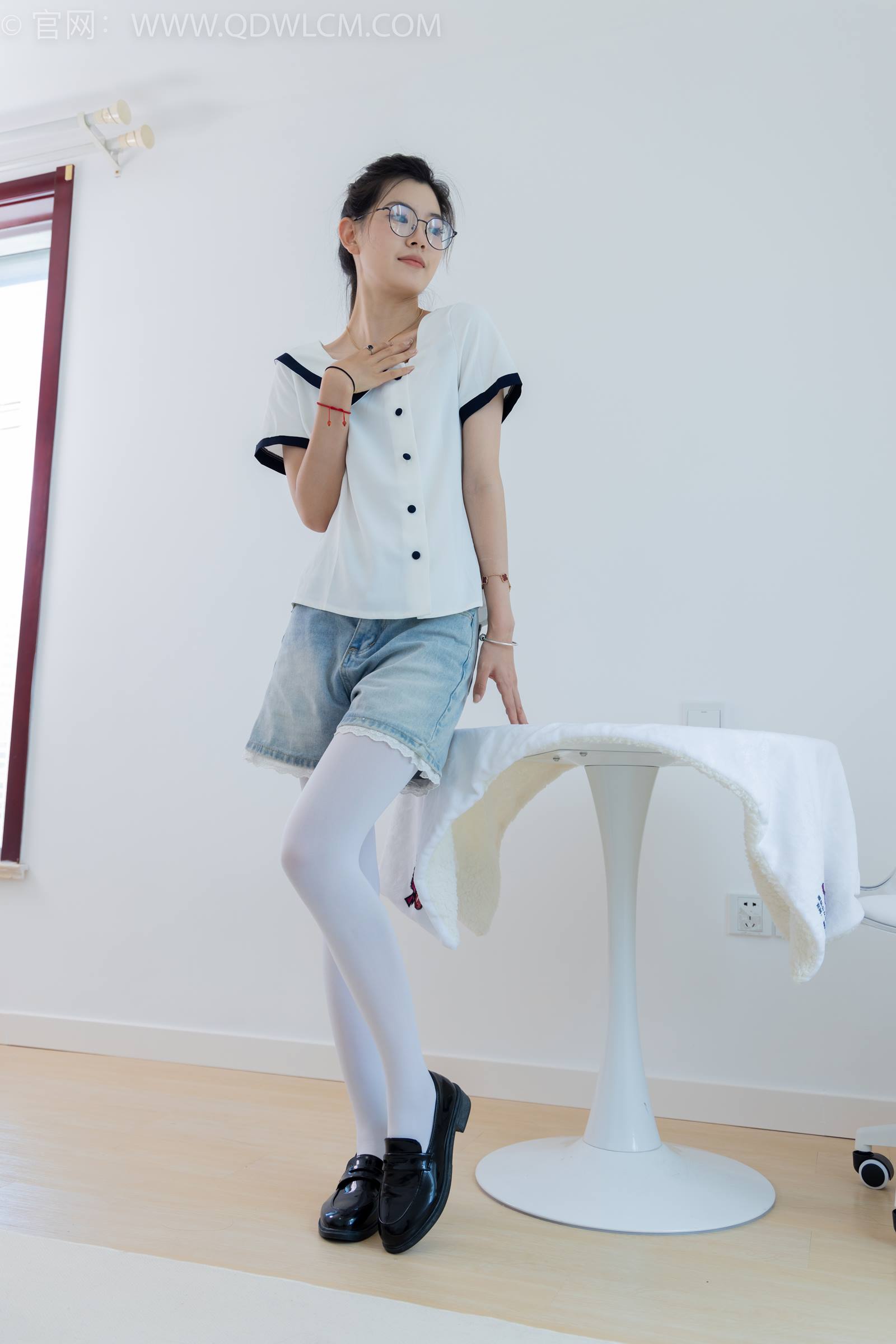 图片[37]-物恋传媒 NO.1785 青黛-皮鞋、厚白丝、裸足[160P] – 速更版-美库