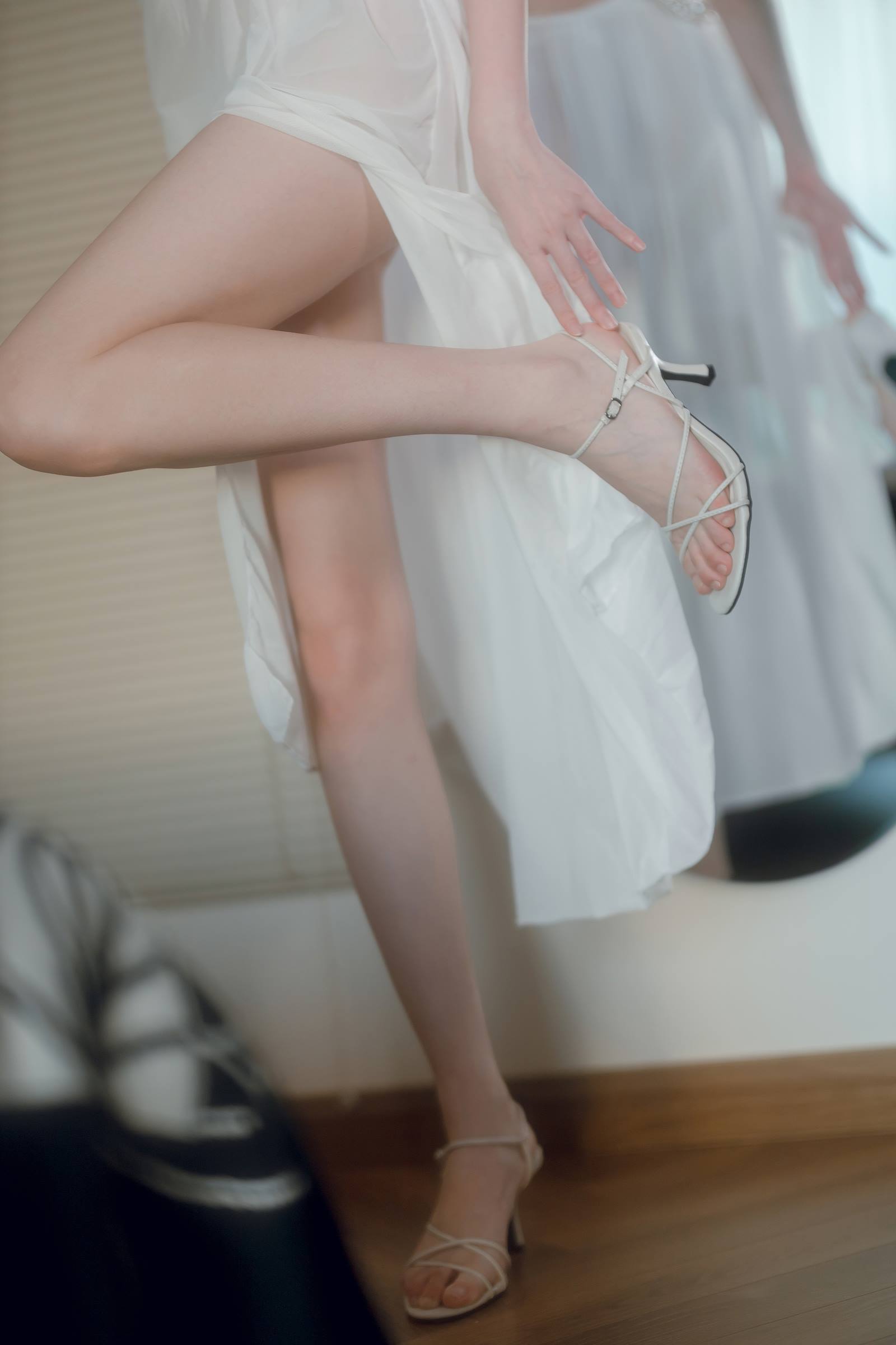 图片[21]-许岚(叁月life)  – 晨间女友[37P] – 速更版-美库