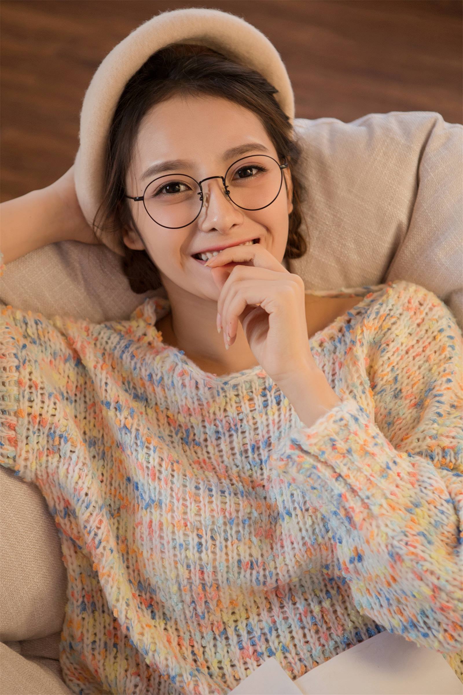 图片[17]-[YALAYI雅拉伊]2023.12.01 NO.1090 美少女[39+1P] – 速更版-美库