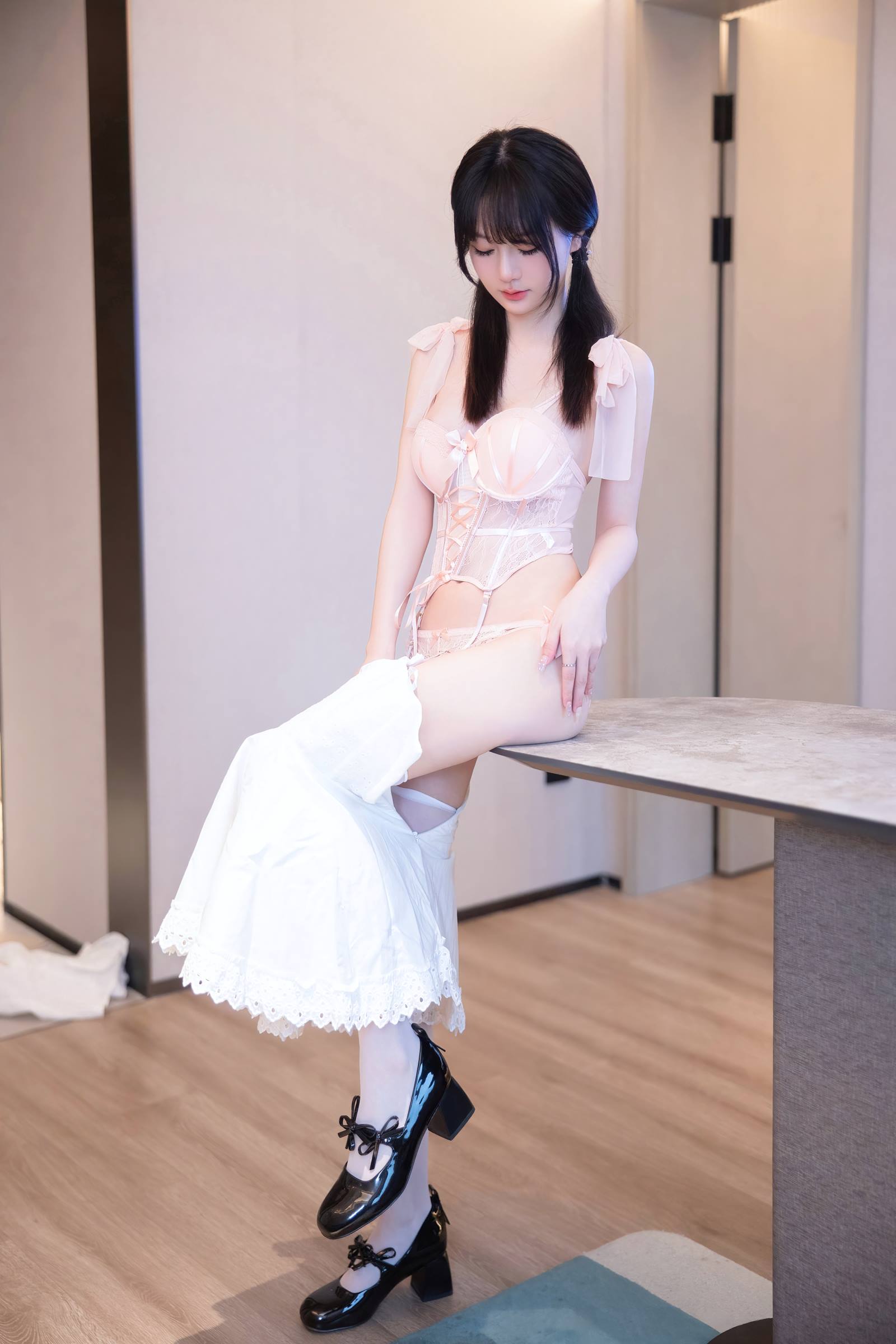 图片[21]-秀人内购@谢小蒽(幼幼)-内部私购《粉色情趣》[38P] – 速更版-美库