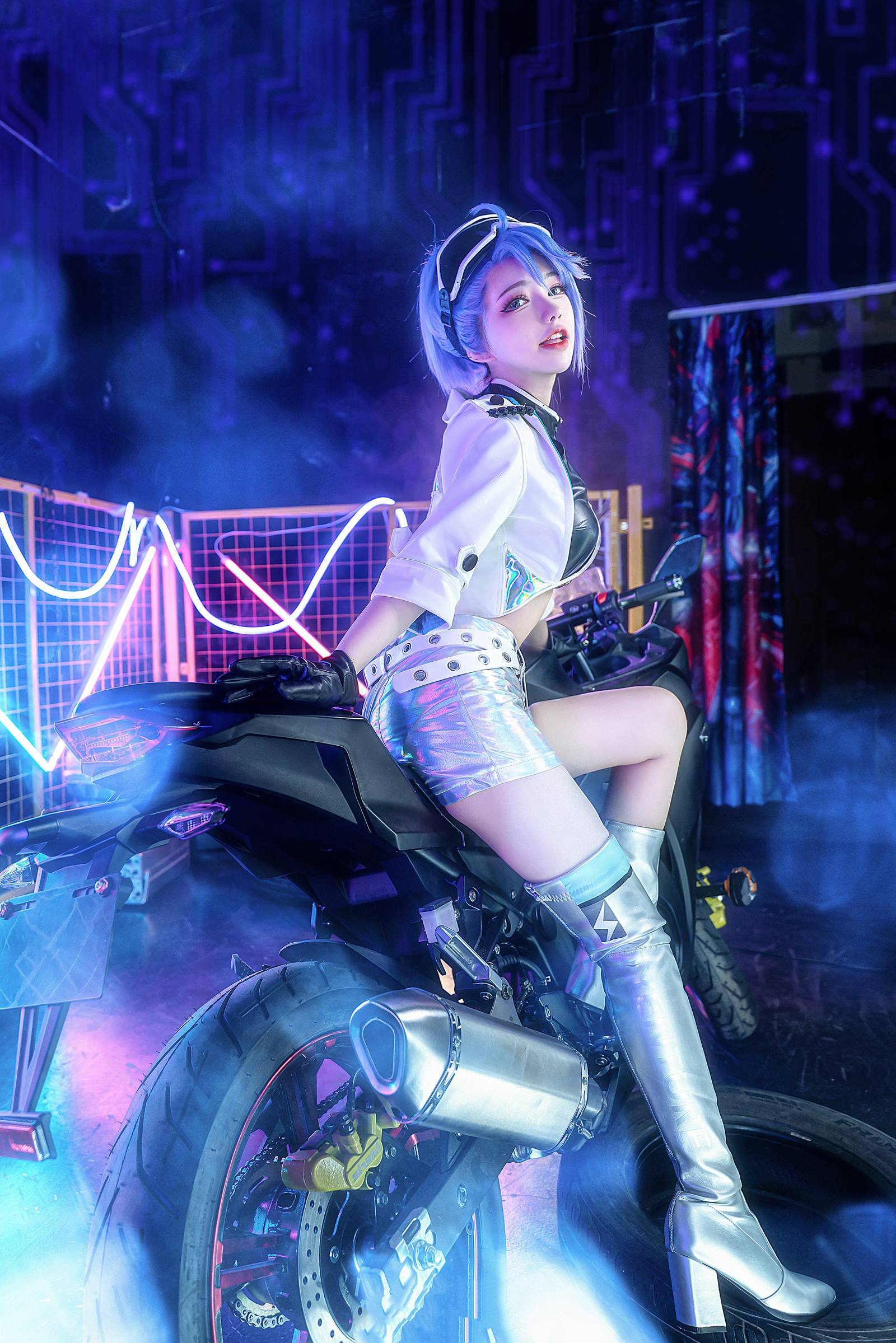 图片[15]-六二二同学 – 机车少女[13P] – 速更版-美库