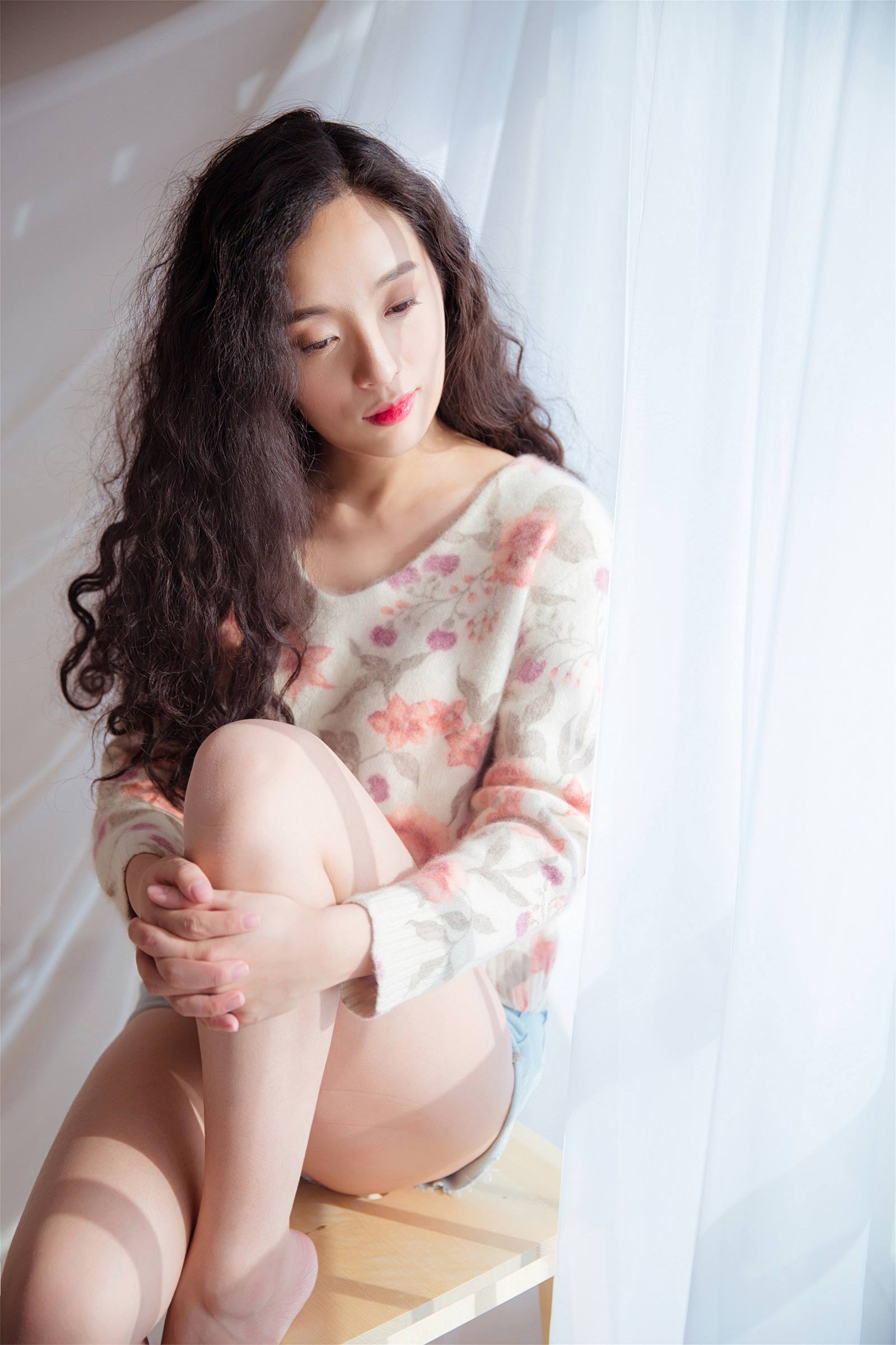 [YALAYI雅拉伊]2023.12.05 NO.1092 美如花[38+1P] – 速更版-艺库