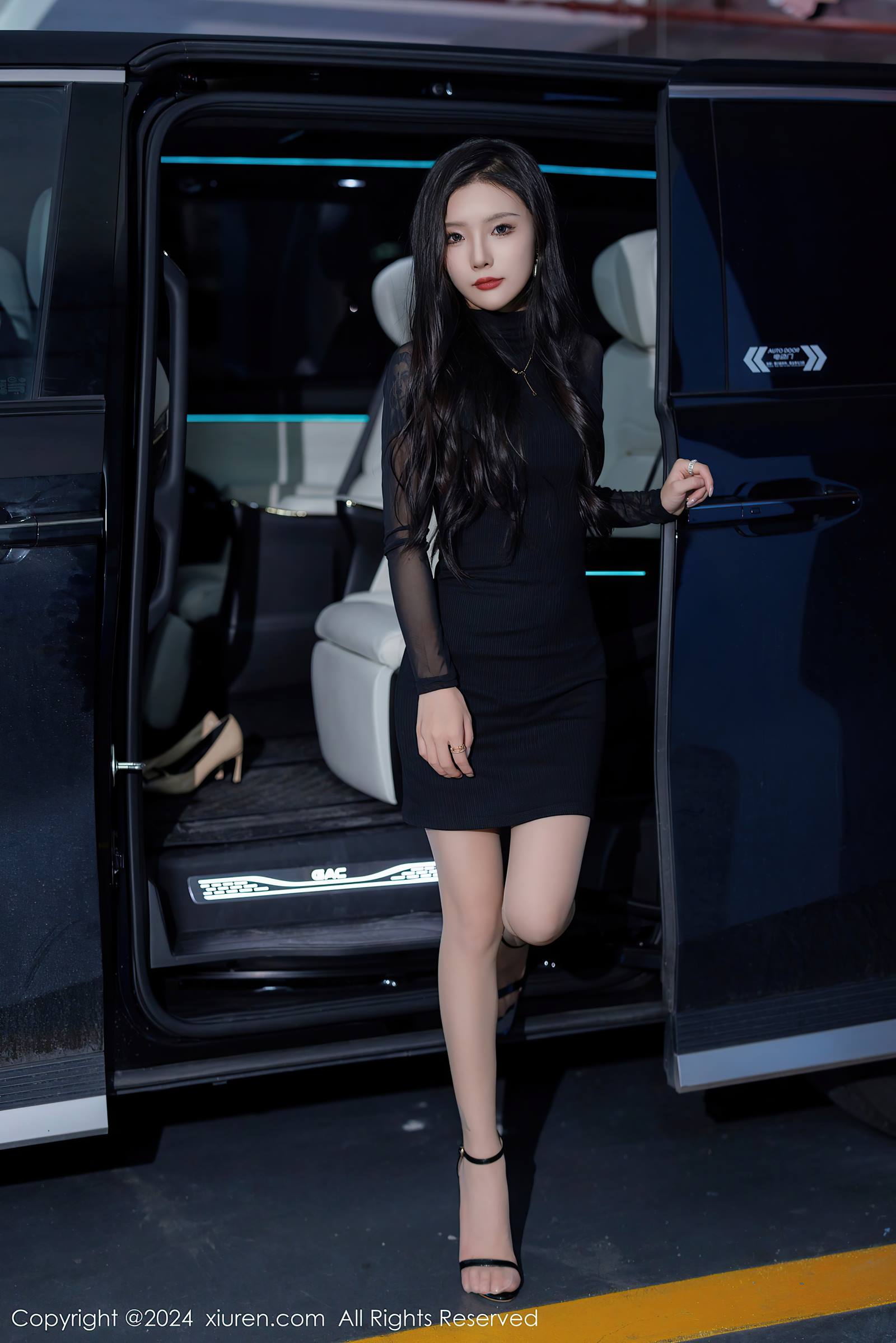 图片[28]-[Xiuren秀人网]2024.01.11 NO.7942 七七kiko 闲话一直有[26+1P] – 速更版-美库