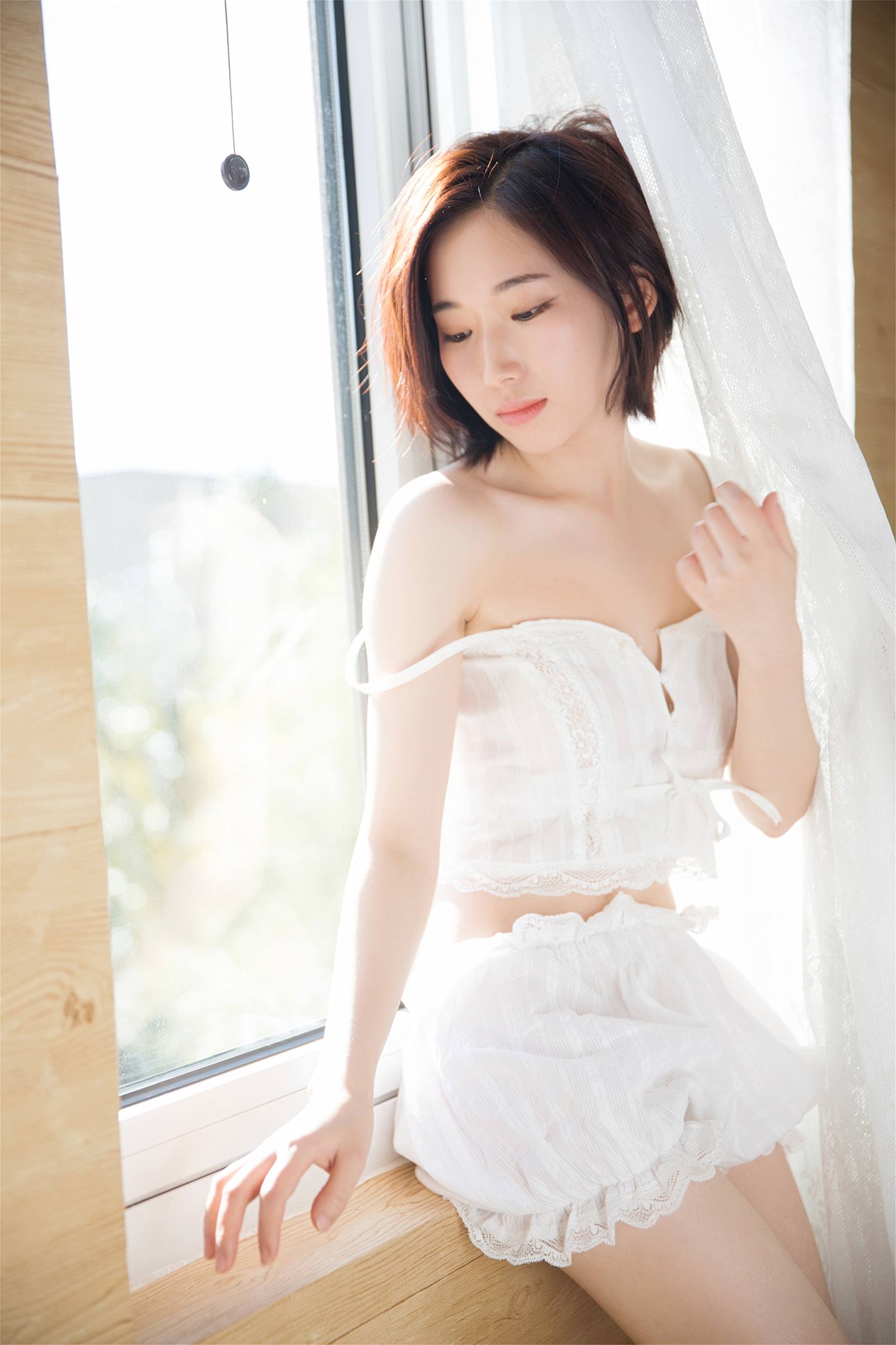 图片[17]-[YALAYI雅拉伊]2023.12.20 NO.1095 窗边少女[46+1P] – 速更版-美库