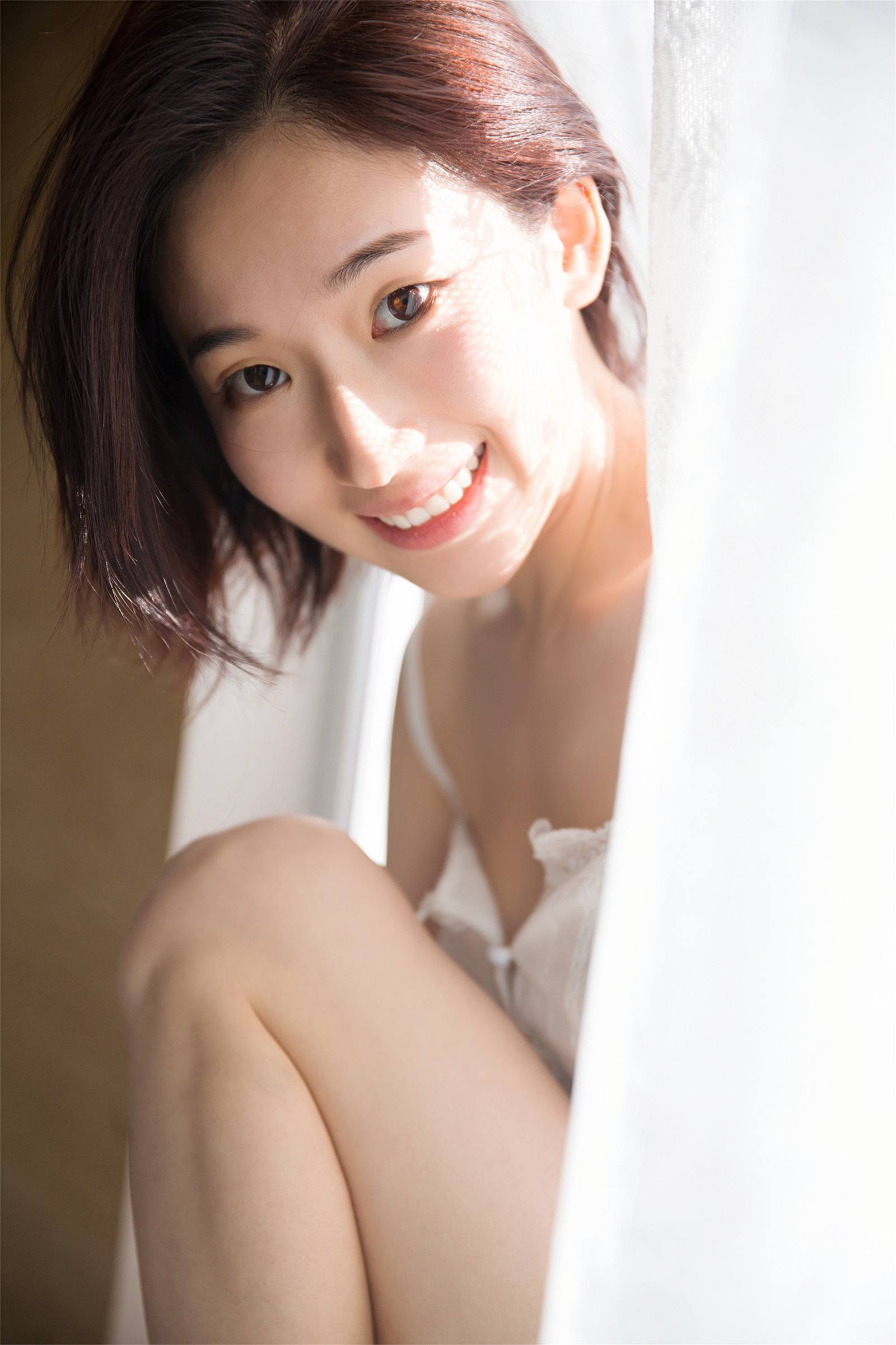 图片[24]-[YALAYI雅拉伊]2023.12.20 NO.1095 窗边少女[46+1P] – 速更版-美库