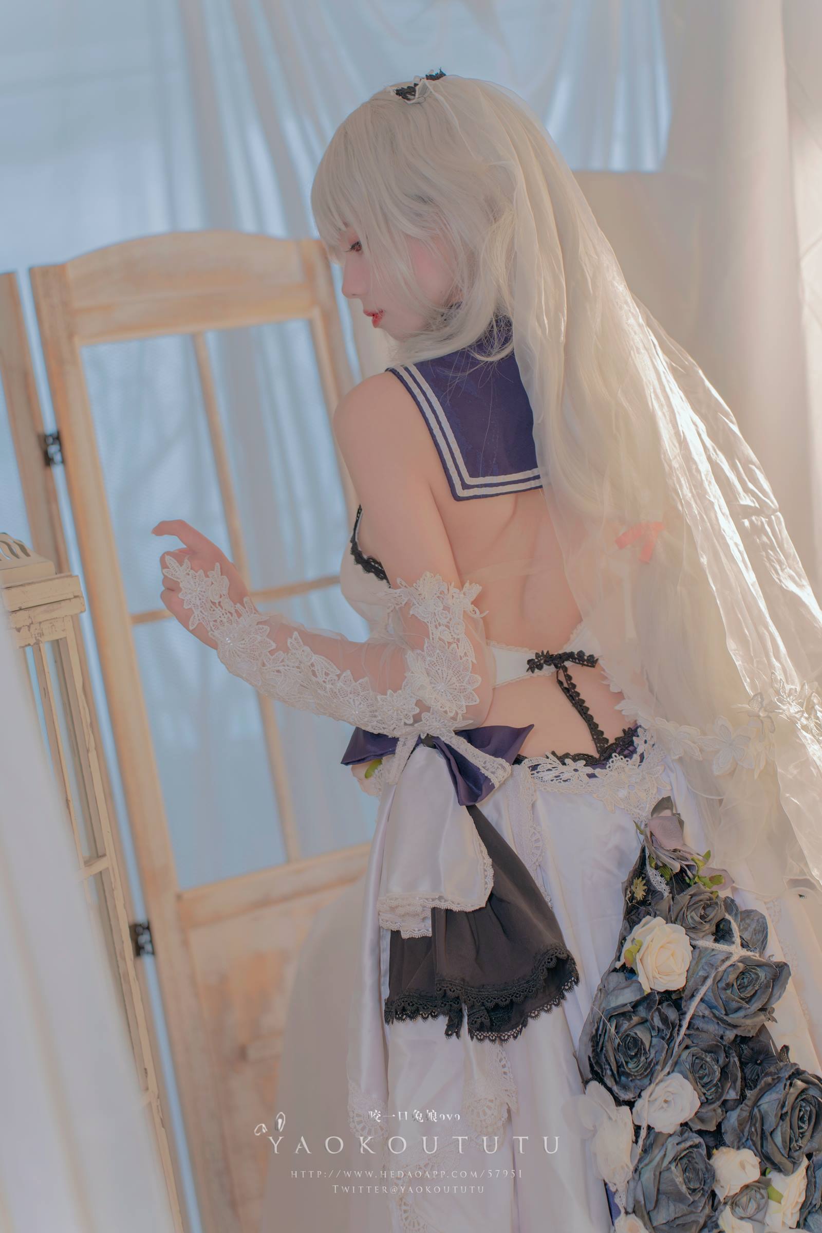 图片[15]-网紅博主@咬一口兔娘(黏黏团子兔) 九月T3专属特典『梳妆的大小姐-可畏』[31P] – 速更版-美库