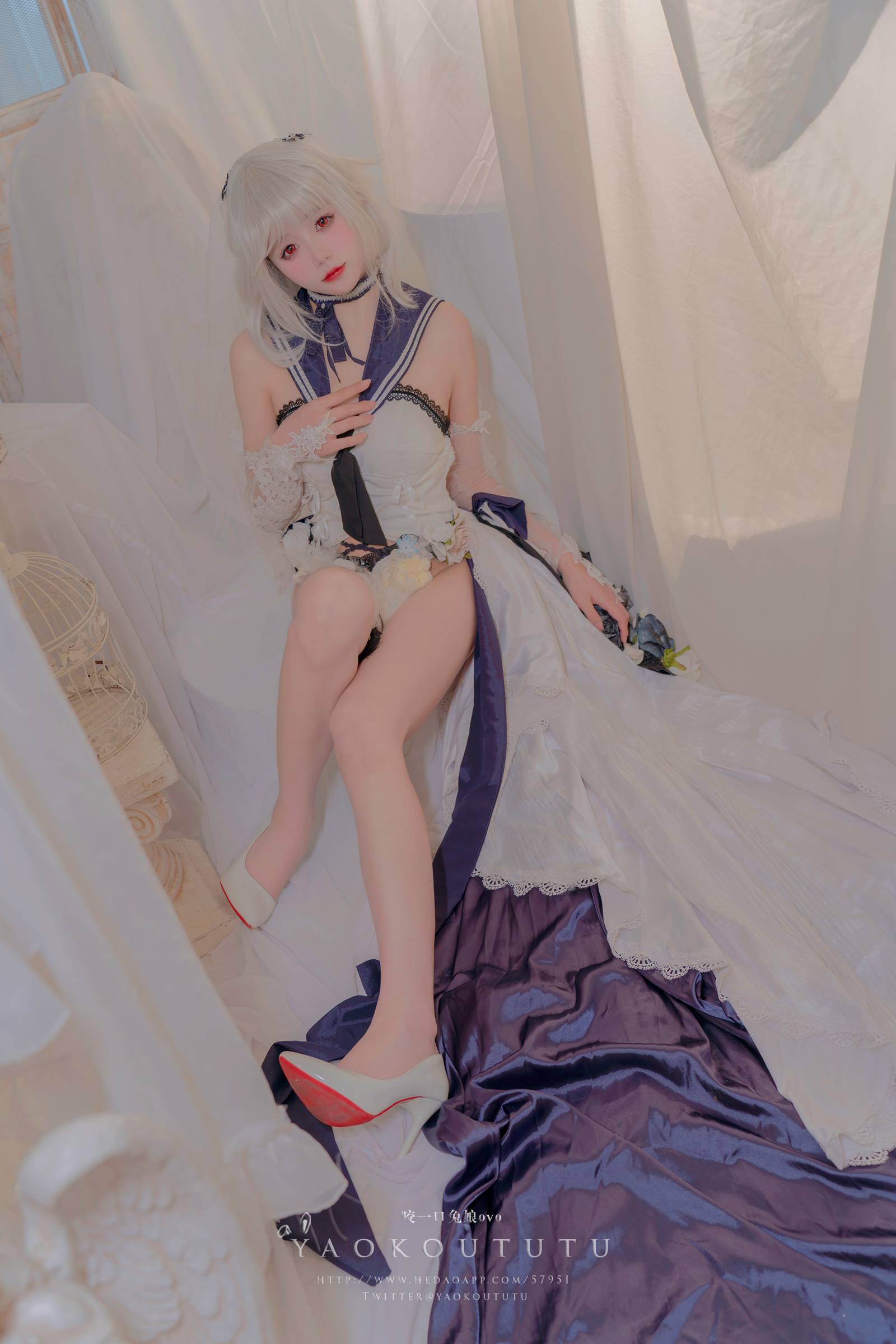 图片[19]-网紅博主@咬一口兔娘(黏黏团子兔) 九月T3专属特典『梳妆的大小姐-可畏』[31P] – 速更版-美库