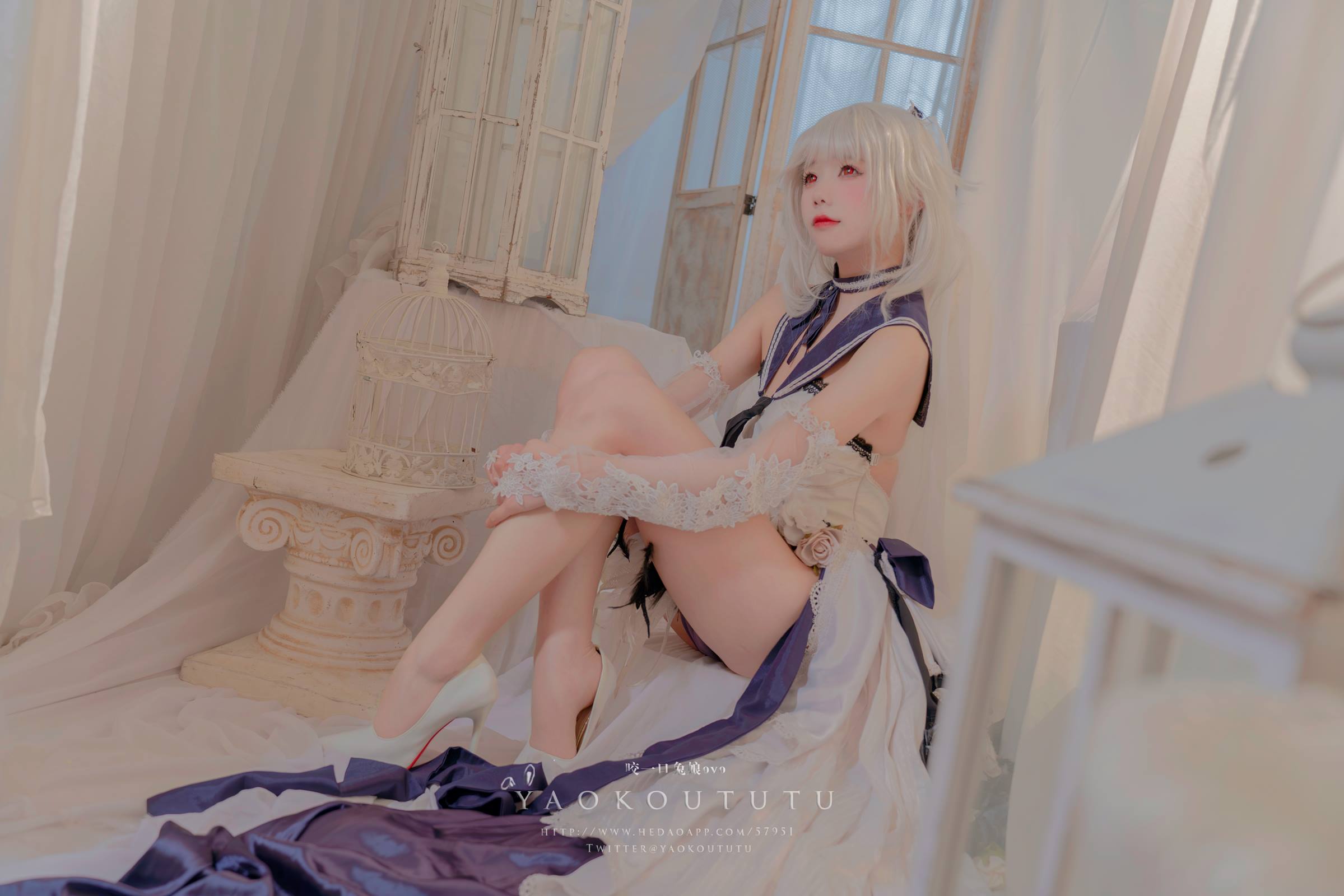 图片[21]-网紅博主@咬一口兔娘(黏黏团子兔) 九月T3专属特典『梳妆的大小姐-可畏』[31P] – 速更版-美库