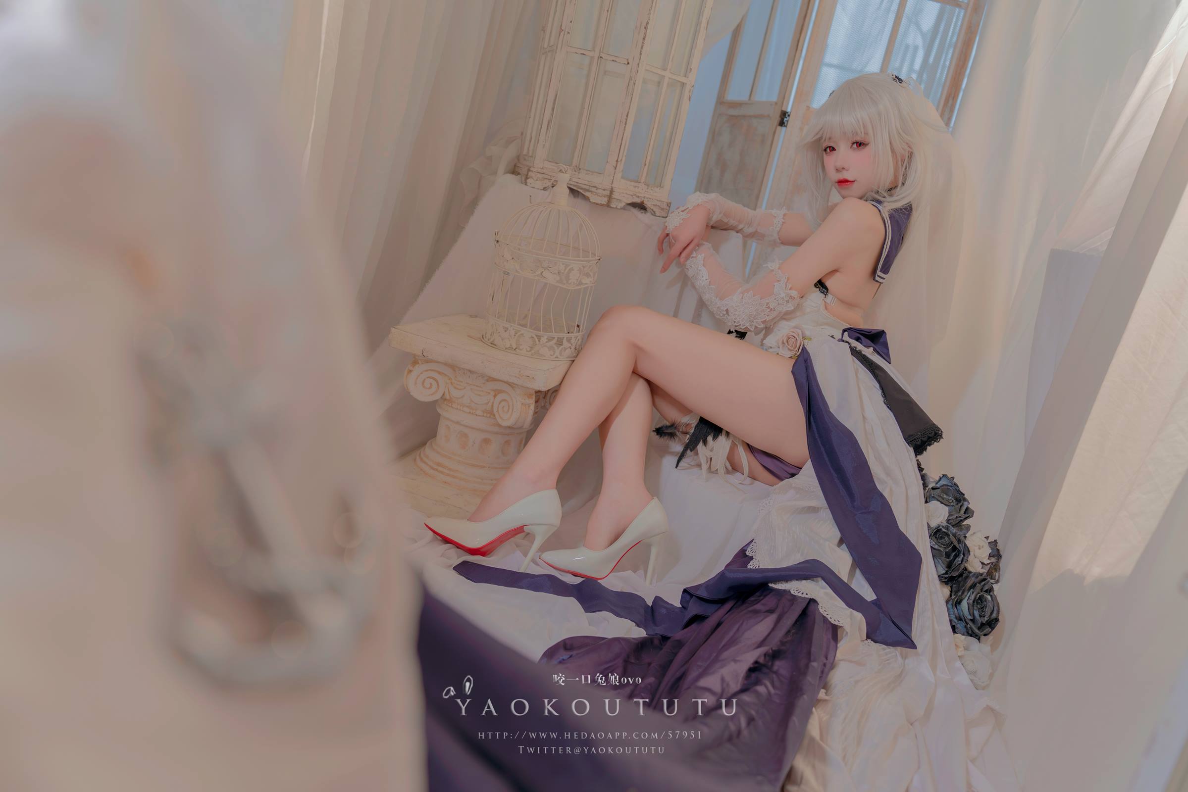 图片[23]-网紅博主@咬一口兔娘(黏黏团子兔) 九月T3专属特典『梳妆的大小姐-可畏』[31P] – 速更版-美库