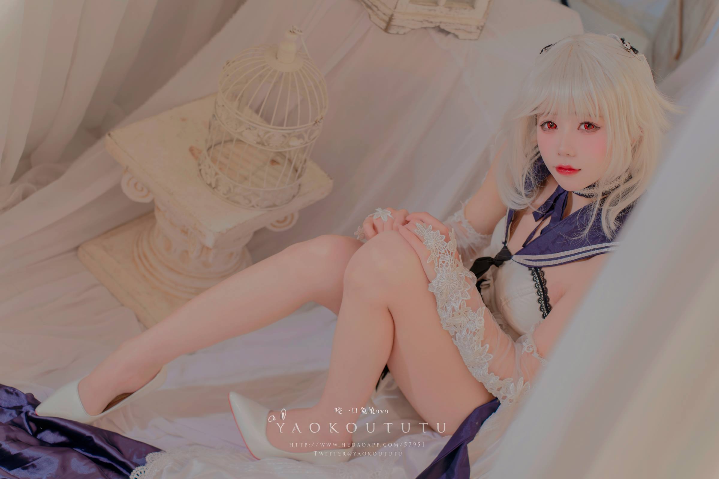 图片[28]-网紅博主@咬一口兔娘(黏黏团子兔) 九月T3专属特典『梳妆的大小姐-可畏』[31P] – 速更版-美库