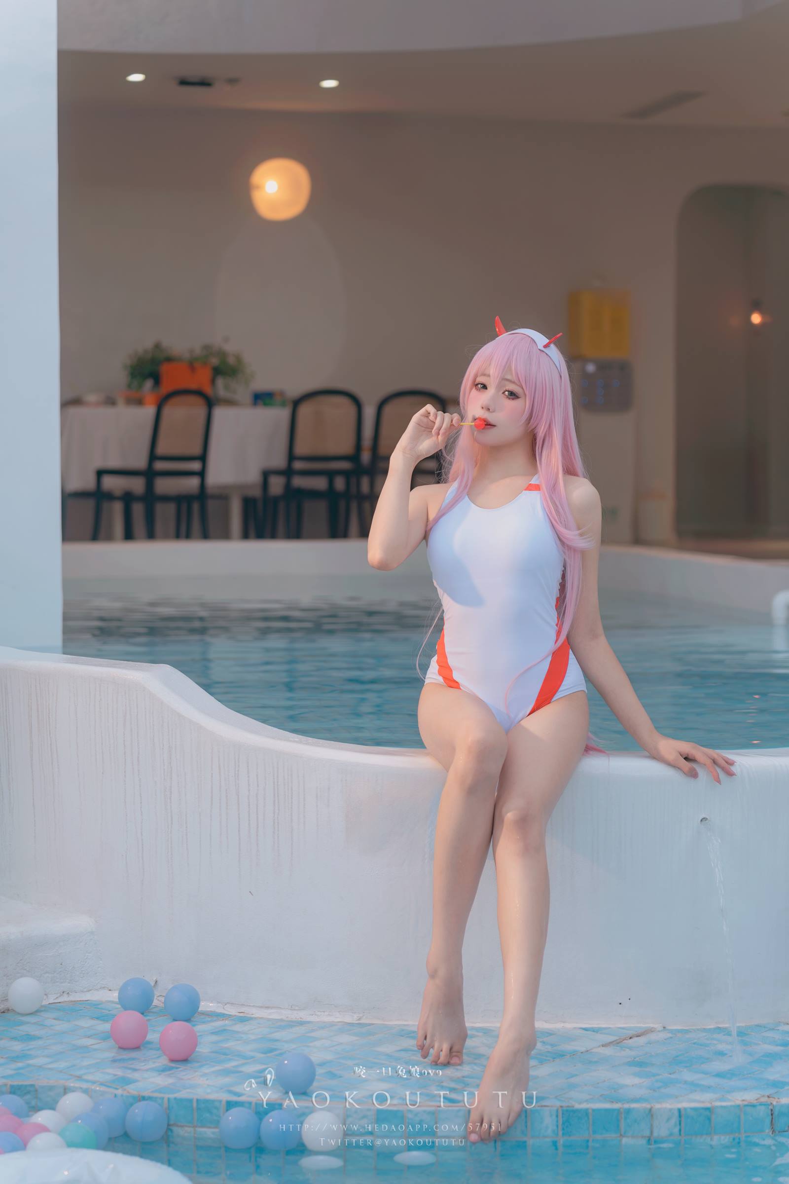 图片[21]-网紅博主@咬一口兔娘(黏黏团子兔) 『国家队02泳装』Pretty [32P] – 速更版-美库