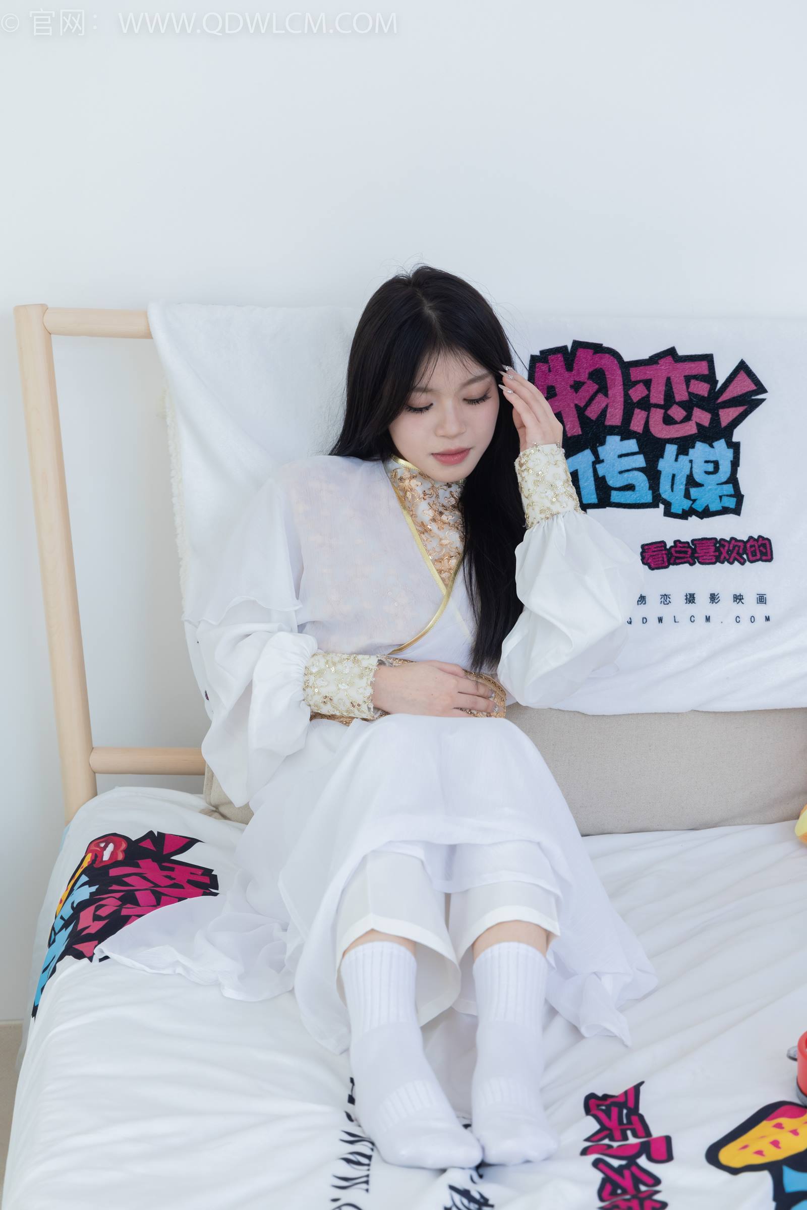 图片[107]-物恋传媒 NO.1796 闪闪-北国的春[150P] – 速更版-美库