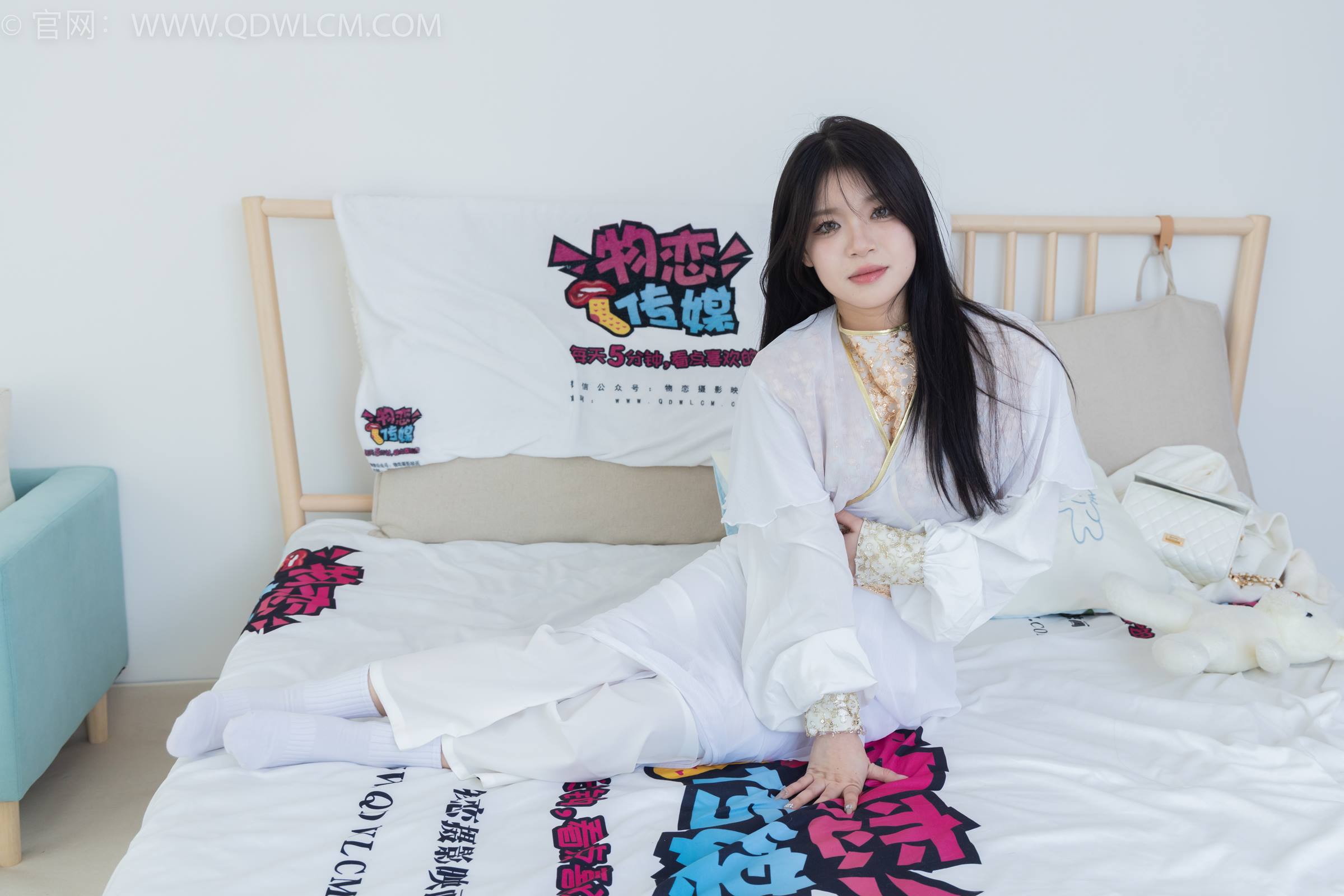 图片[132]-物恋传媒 NO.1796 闪闪-北国的春[150P] – 速更版-美库