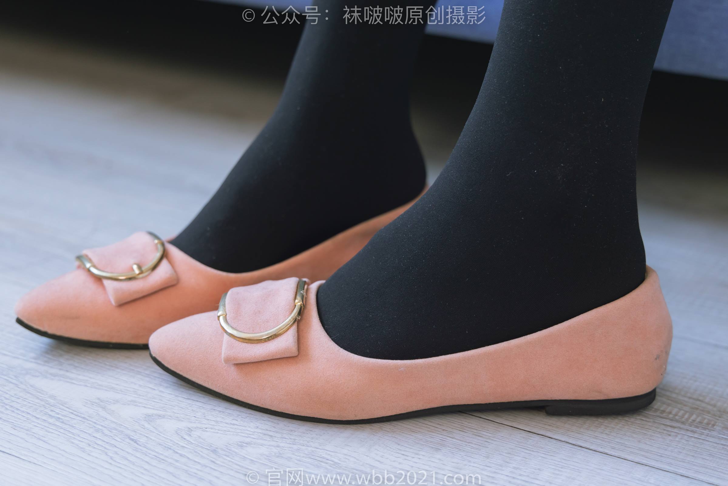 图片[19]-[BoBoSocks袜啵啵]NO.315 小沫-平底鞋、厚黑丝、模特穿鞋及丝袜踩玩偶小熊剧情[140P] – 速更版-美库