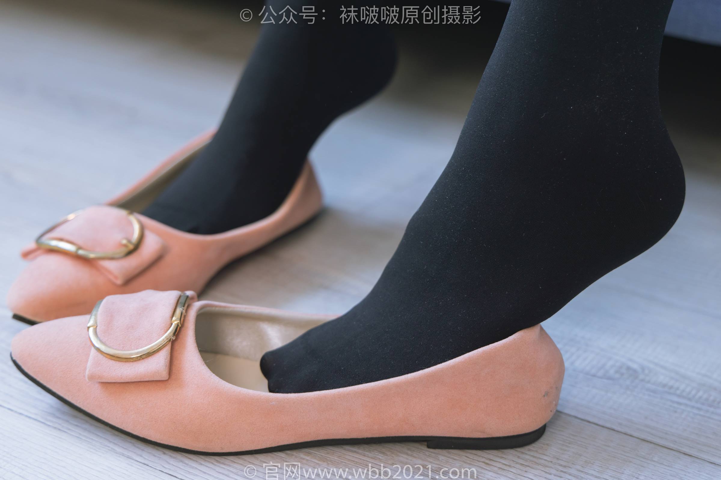 图片[21]-[BoBoSocks袜啵啵]NO.315 小沫-平底鞋、厚黑丝、模特穿鞋及丝袜踩玩偶小熊剧情[140P] – 速更版-美库