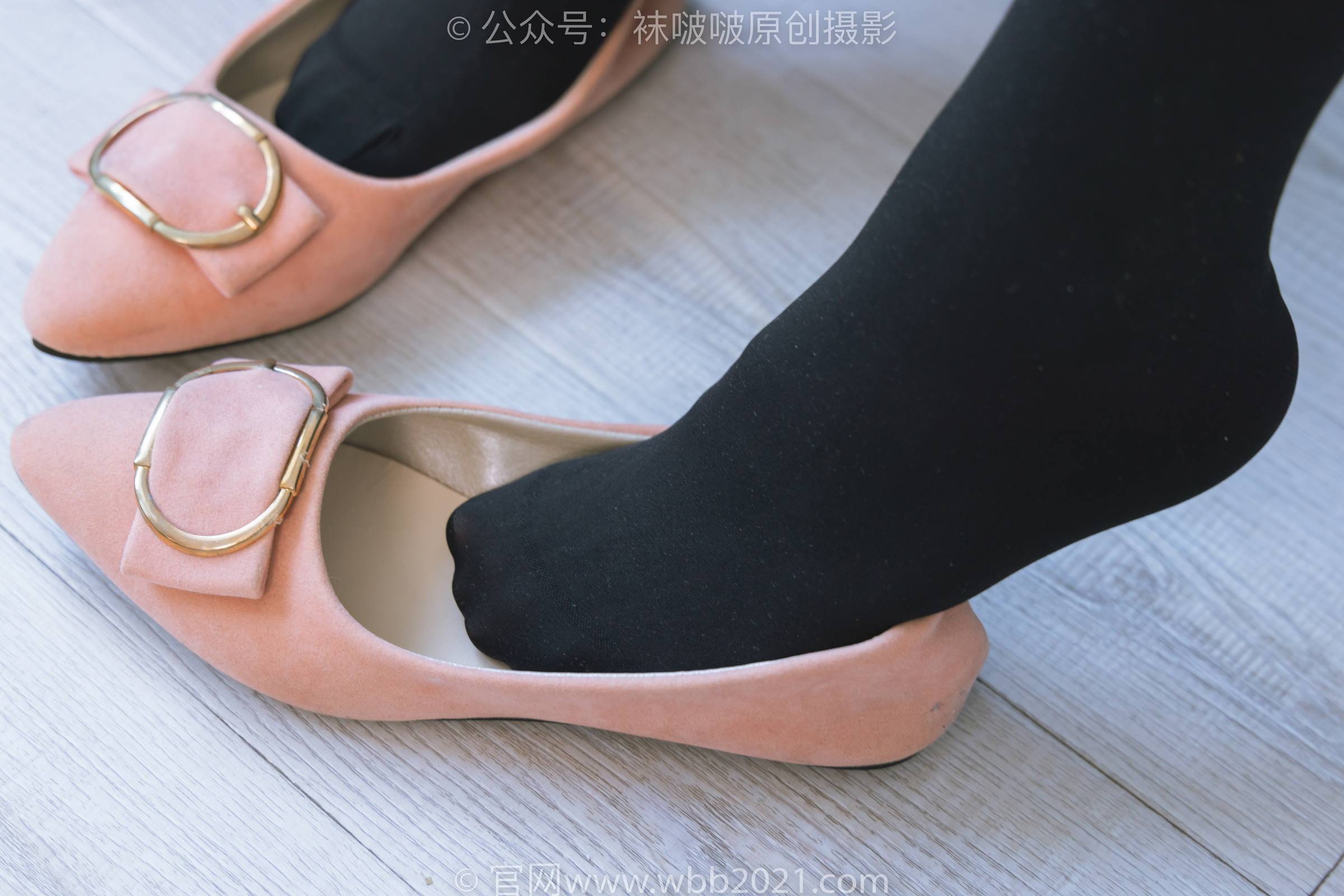 图片[22]-[BoBoSocks袜啵啵]NO.315 小沫-平底鞋、厚黑丝、模特穿鞋及丝袜踩玩偶小熊剧情[140P] – 速更版-美库