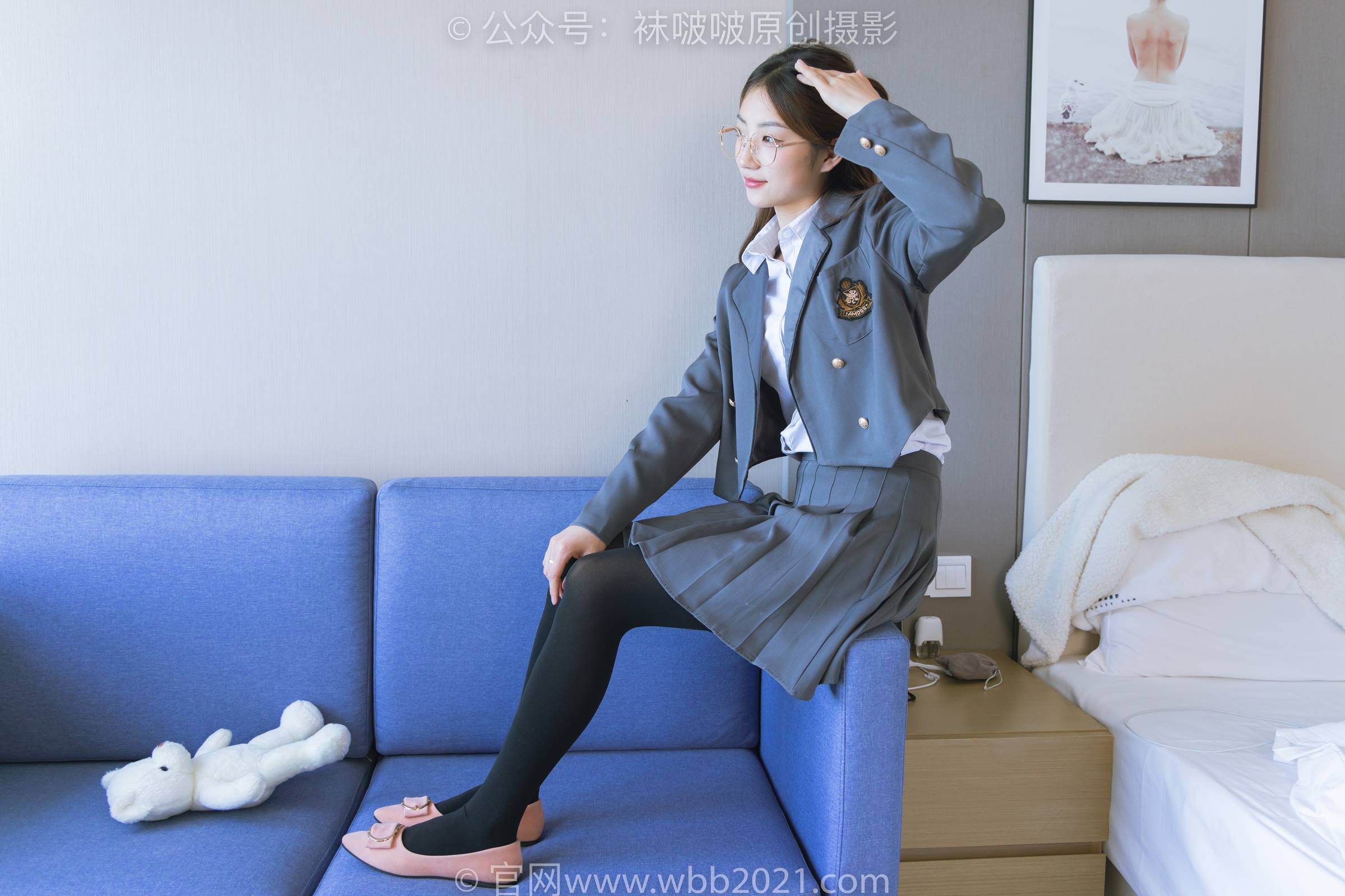 图片[27]-[BoBoSocks袜啵啵]NO.315 小沫-平底鞋、厚黑丝、模特穿鞋及丝袜踩玩偶小熊剧情[140P] – 速更版-美库