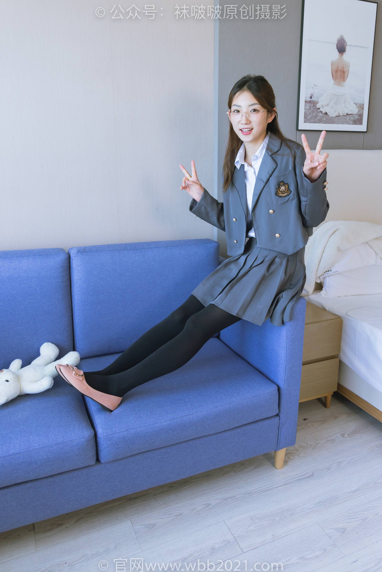 图片[29]-[BoBoSocks袜啵啵]NO.315 小沫-平底鞋、厚黑丝、模特穿鞋及丝袜踩玩偶小熊剧情[140P] – 速更版-美库