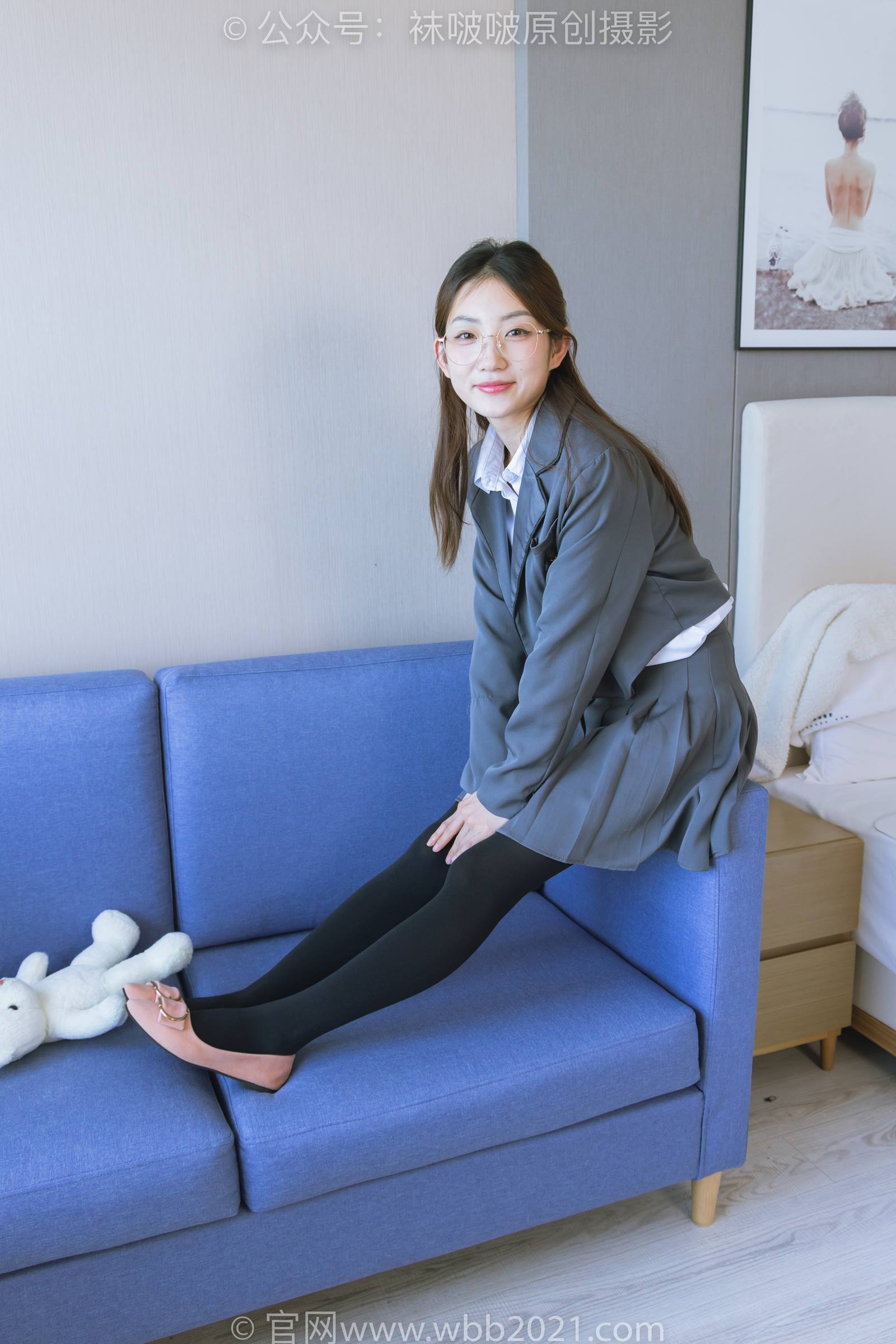 图片[30]-[BoBoSocks袜啵啵]NO.315 小沫-平底鞋、厚黑丝、模特穿鞋及丝袜踩玩偶小熊剧情[140P] – 速更版-美库