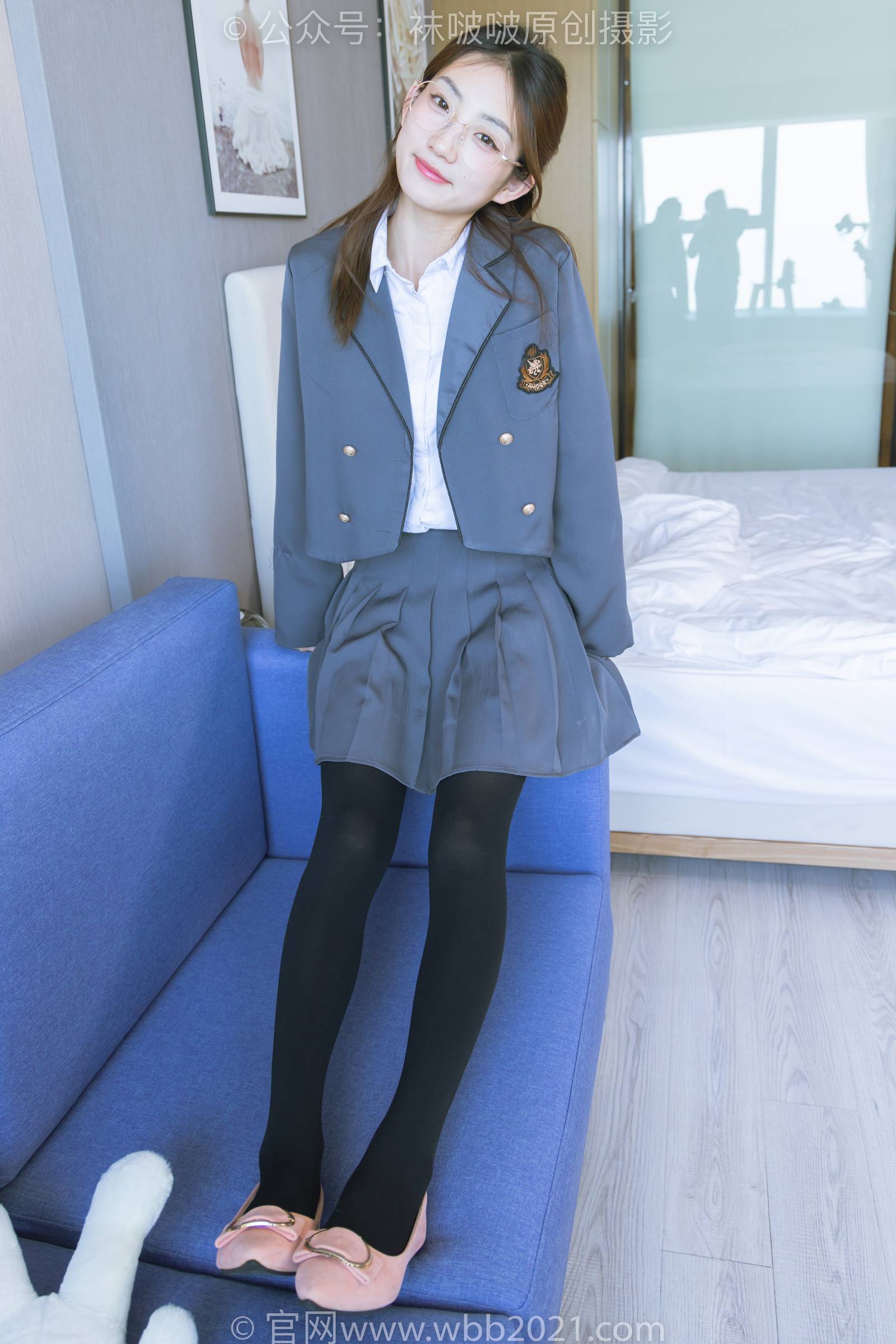 图片[31]-[BoBoSocks袜啵啵]NO.315 小沫-平底鞋、厚黑丝、模特穿鞋及丝袜踩玩偶小熊剧情[140P] – 速更版-美库