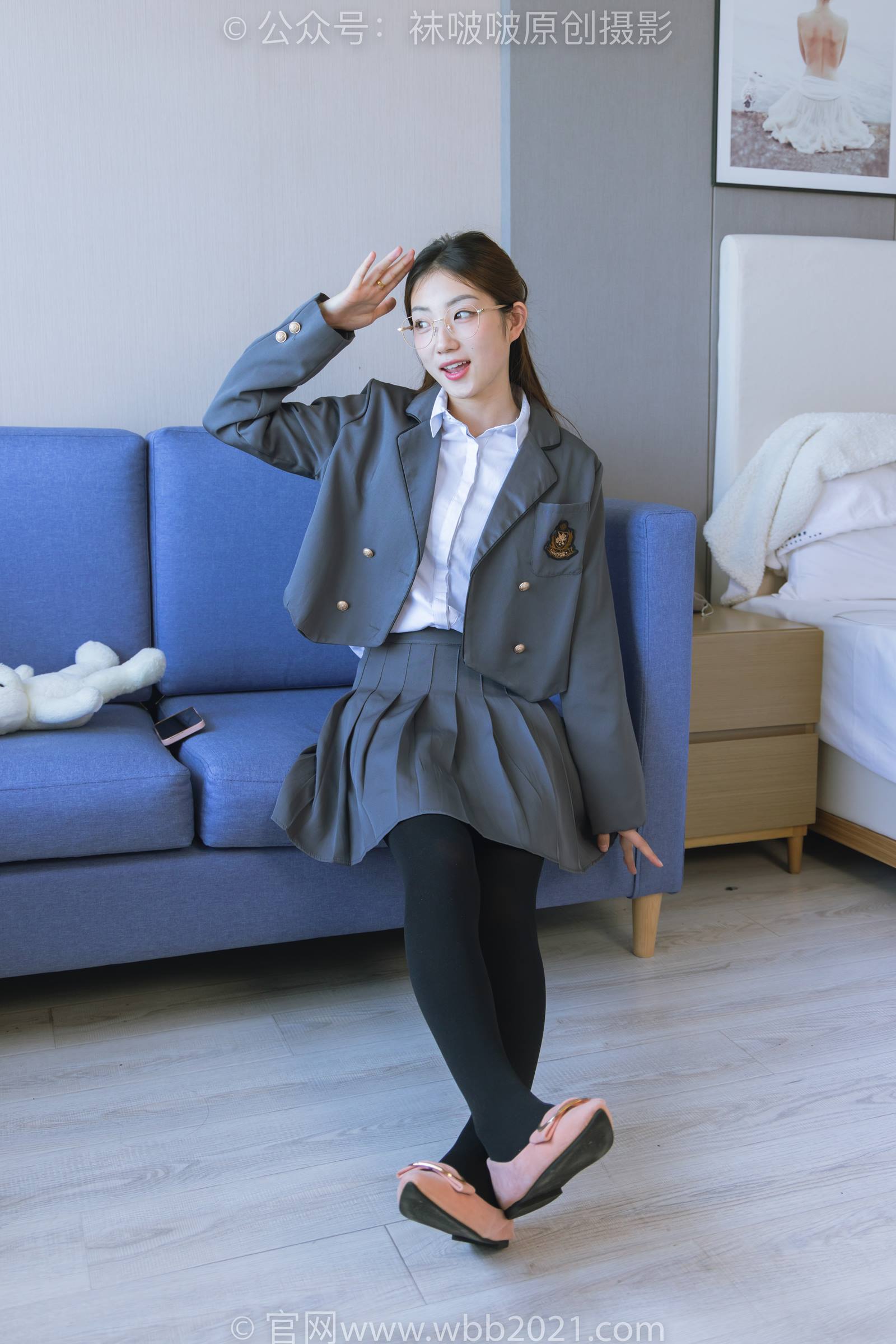 图片[38]-[BoBoSocks袜啵啵]NO.315 小沫-平底鞋、厚黑丝、模特穿鞋及丝袜踩玩偶小熊剧情[140P] – 速更版-美库