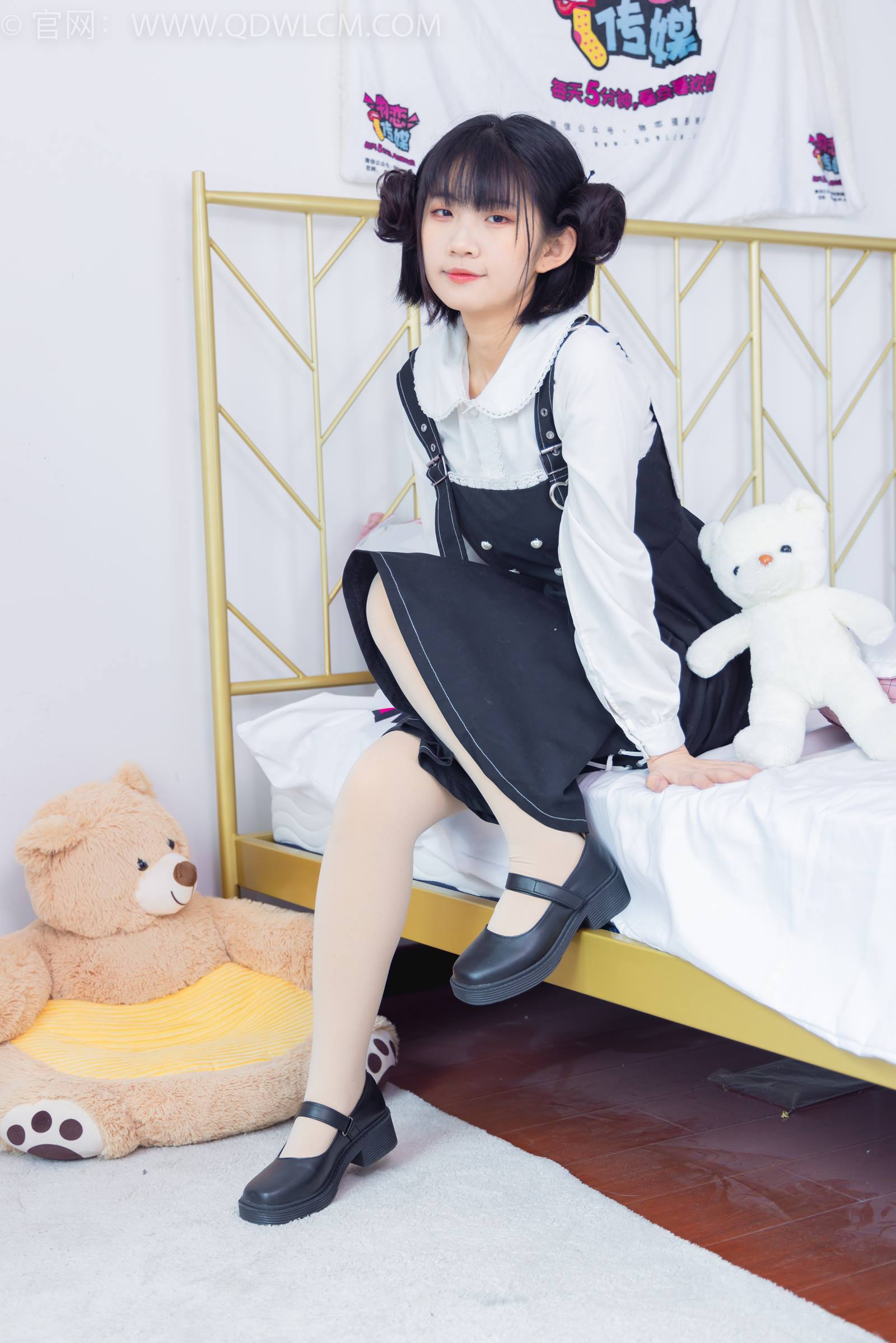 图片[58]-物恋传媒 NO.1799 暗月-爱笑的眼睛[150P] – 速更版-美库