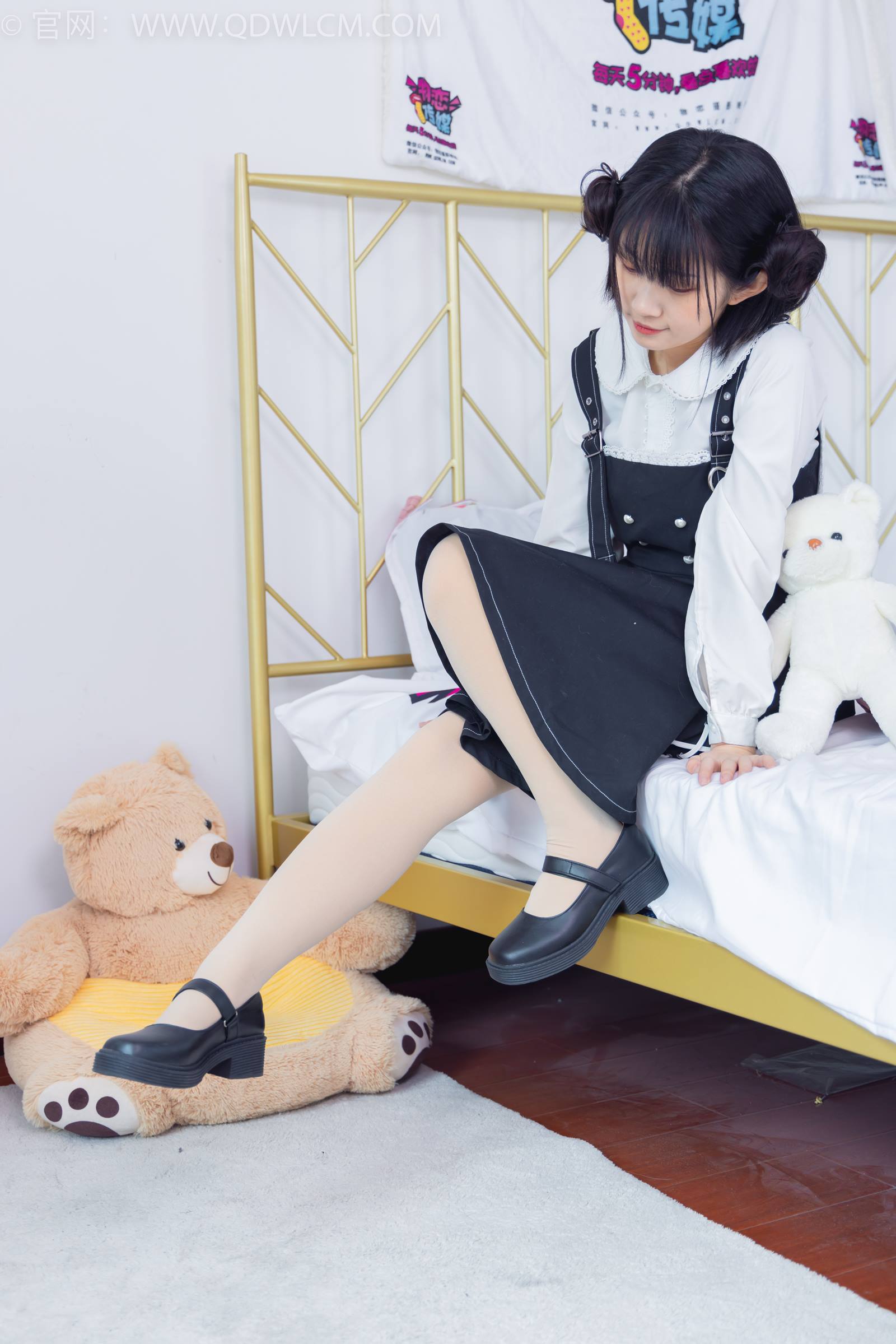 图片[59]-物恋传媒 NO.1799 暗月-爱笑的眼睛[150P] – 速更版-美库