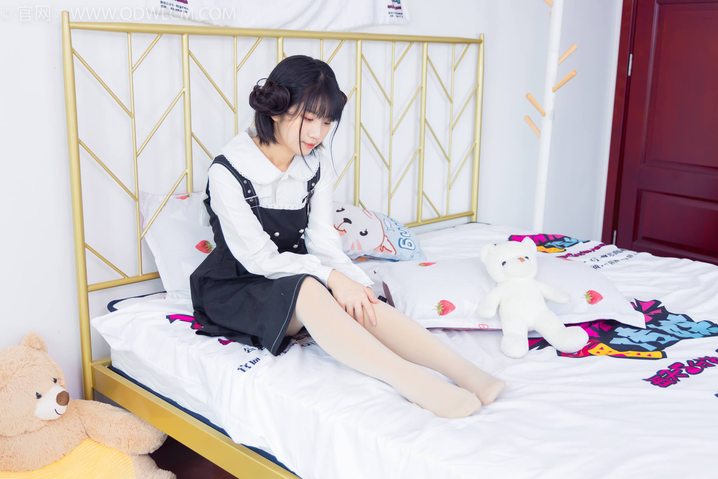 图片[74]-物恋传媒 NO.1799 暗月-爱笑的眼睛[150P] – 速更版-美库