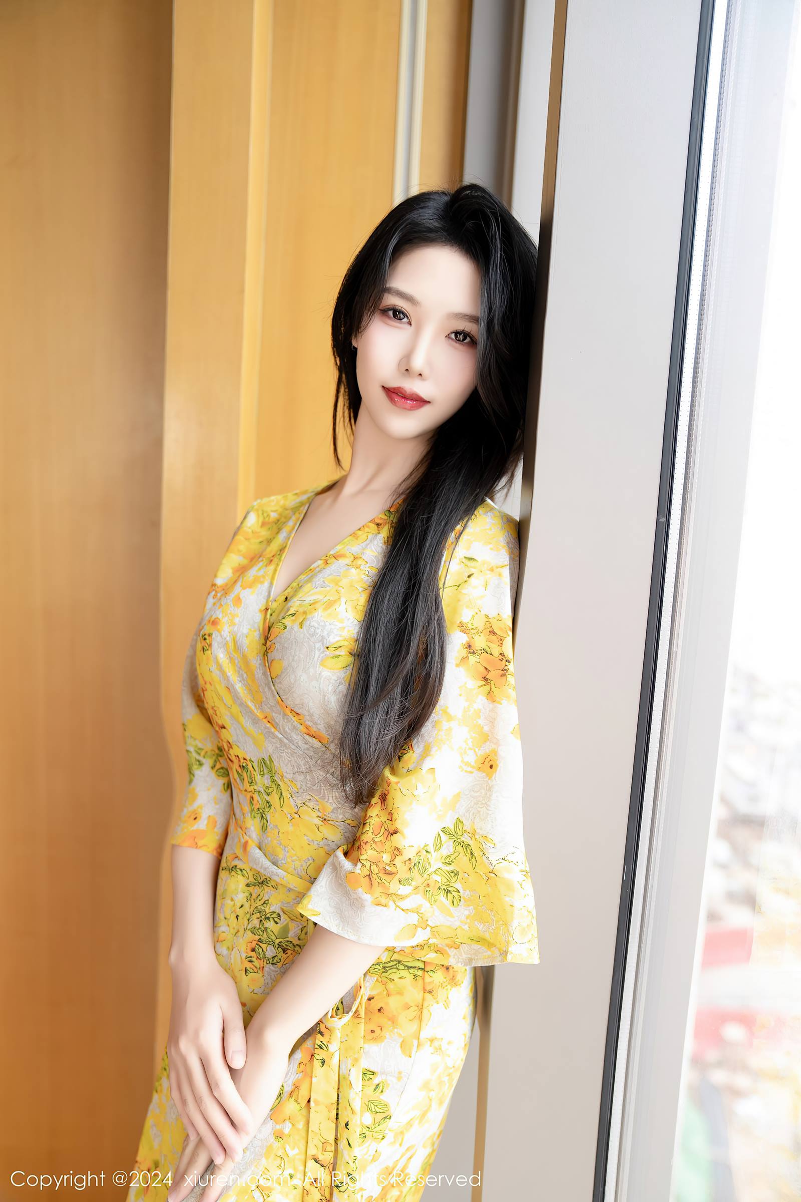 [Xiuren秀人网]2024.01.18 NO.7981 利世 黄花长裙 [32+1P] – 速更版-艺库