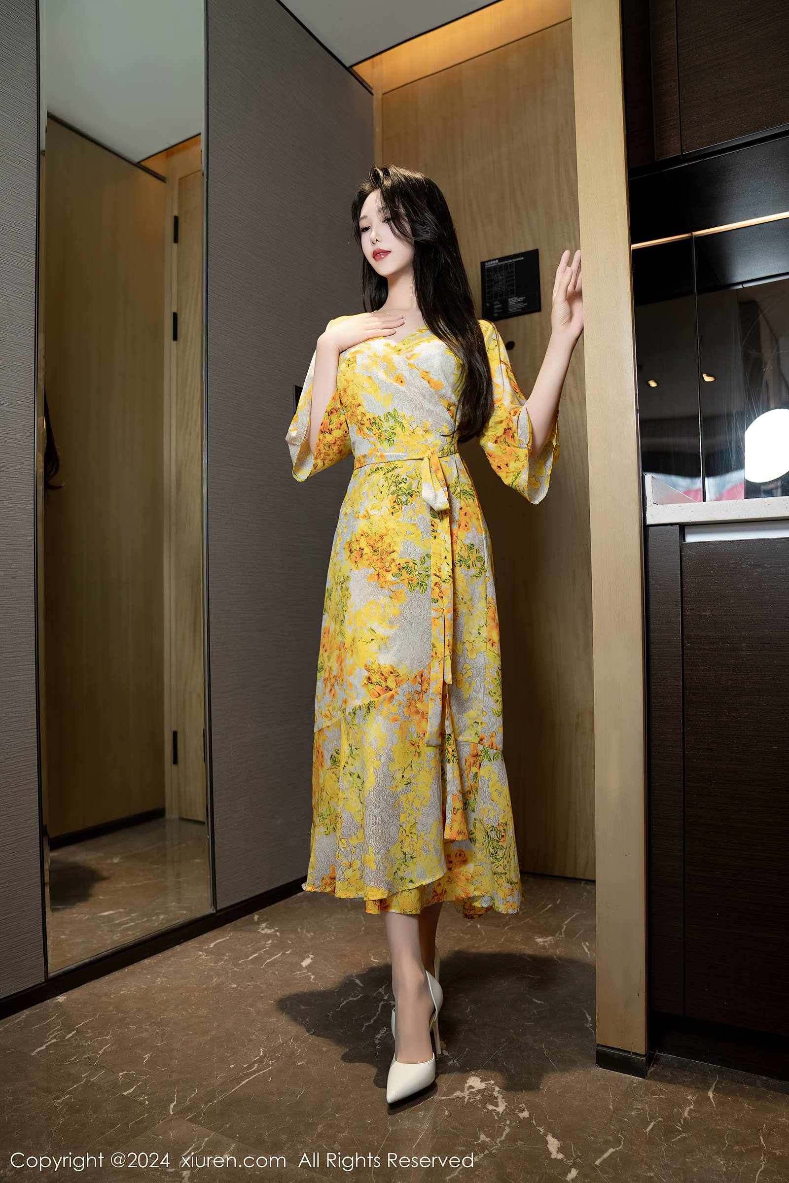 图片[22]-[Xiuren秀人网]2024.01.18 NO.7981 利世 黄花长裙 [32+1P] – 速更版-美库