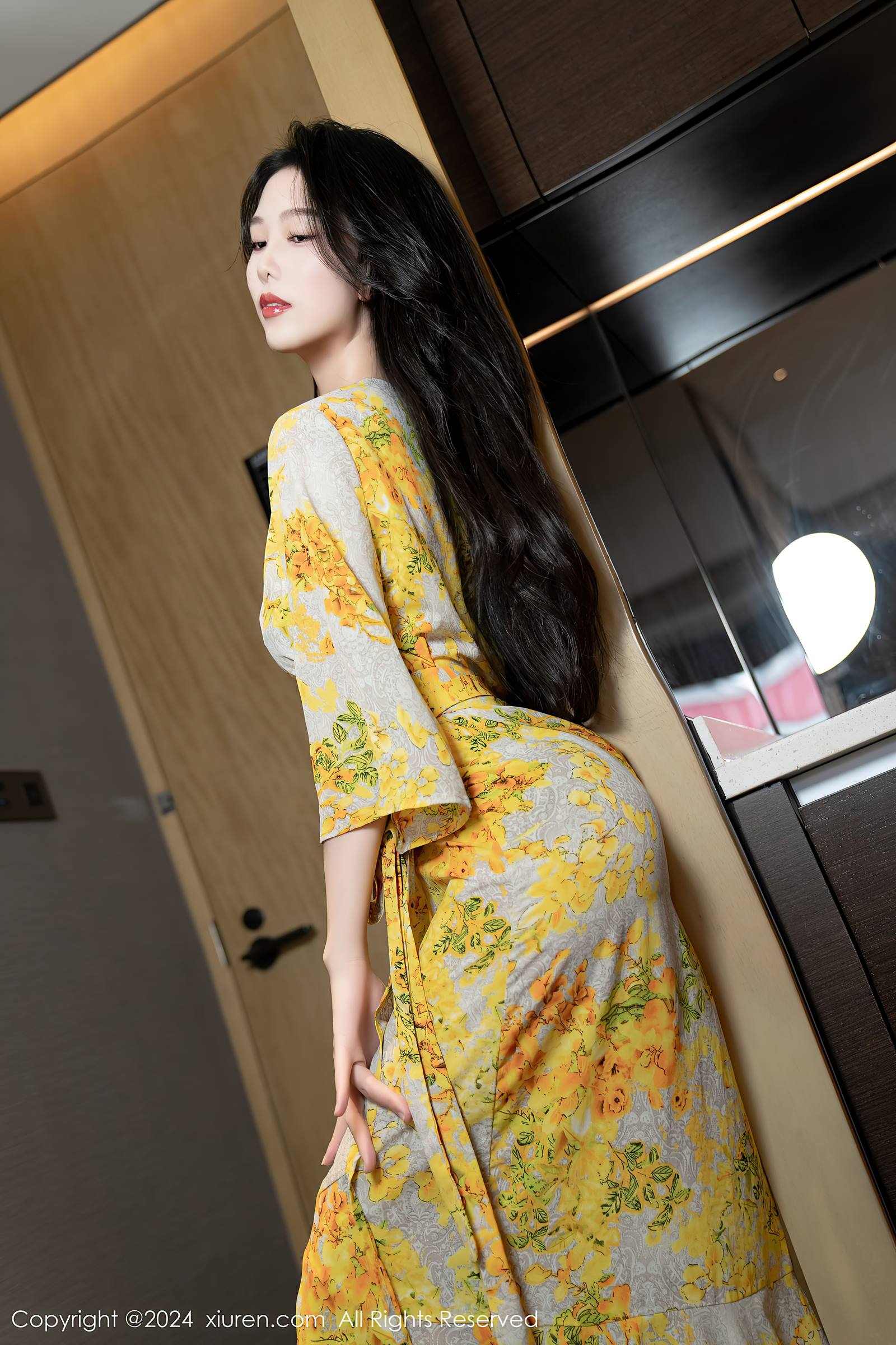 图片[26]-[Xiuren秀人网]2024.01.18 NO.7981 利世 黄花长裙 [32+1P] – 速更版-美库