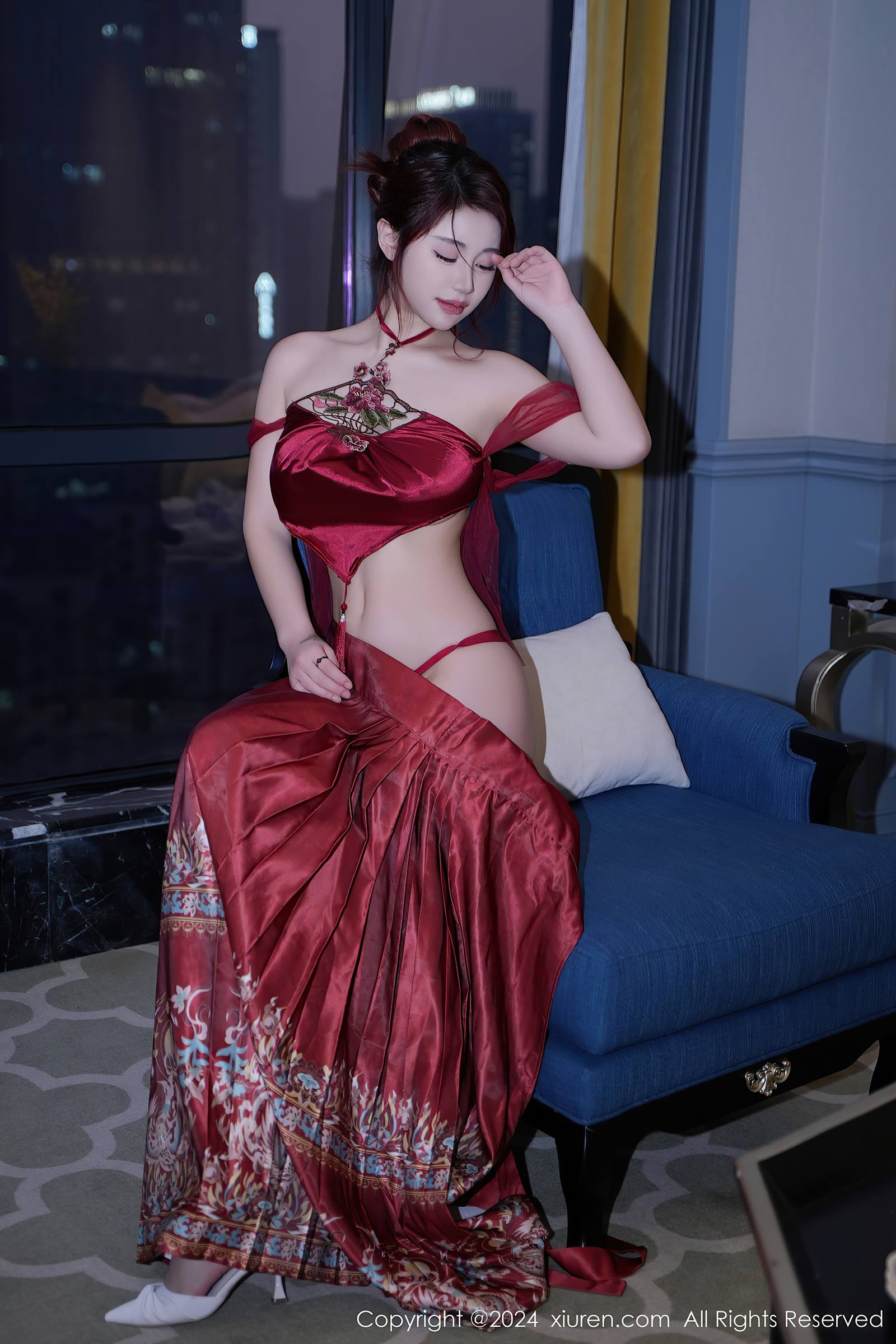 图片[12]-[Xiuren秀人网]2024.01.19 NO.7985 美七Mia 最火马面裙 [28+1P] – 速更版-美库