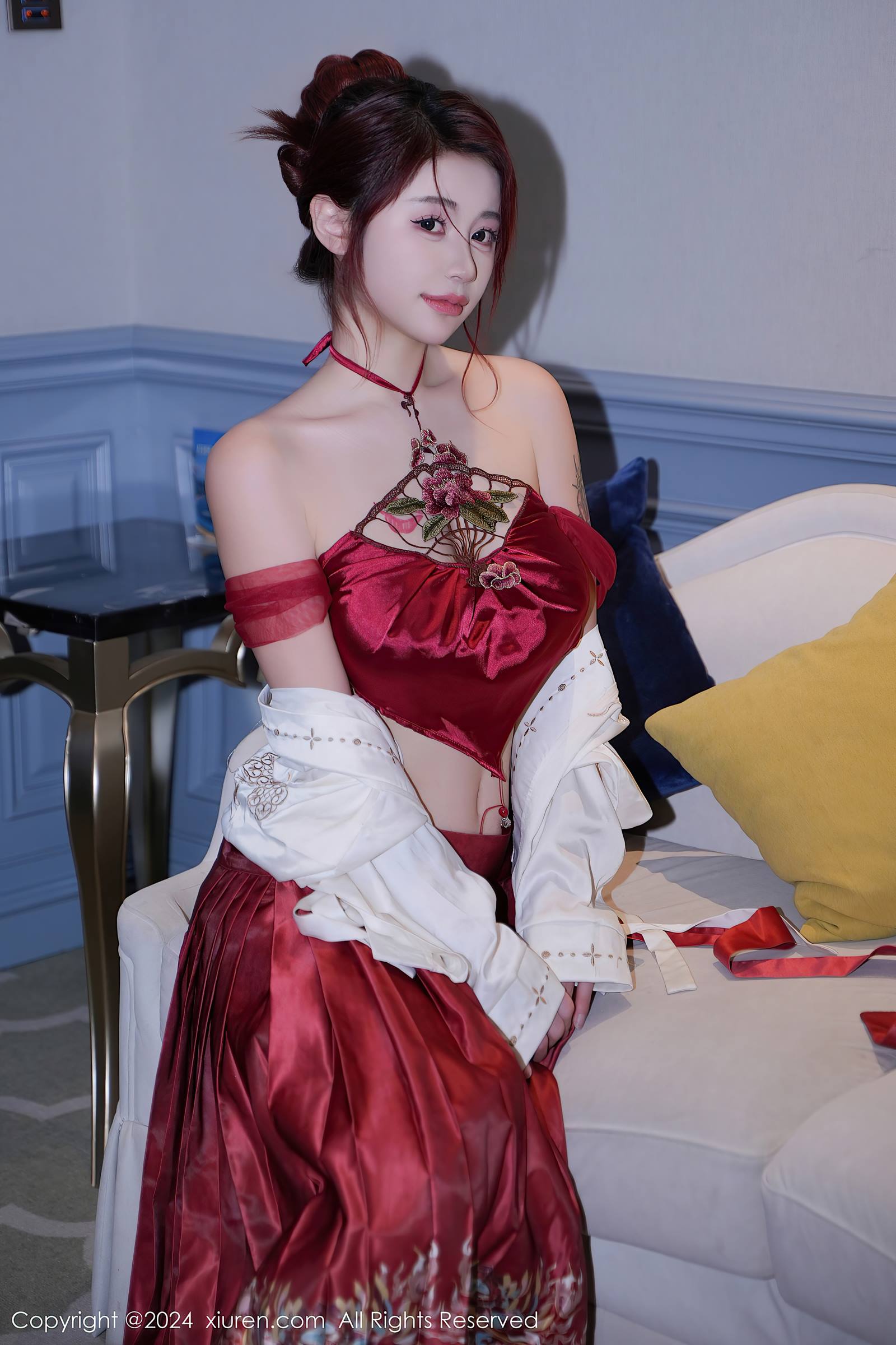 图片[28]-[Xiuren秀人网]2024.01.19 NO.7985 美七Mia 最火马面裙 [28+1P] – 速更版-美库