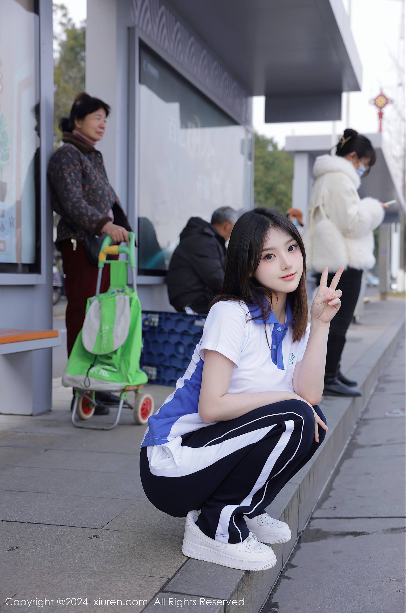 图片[16]-[Xiuren秀人网]2024.01.19 NO.7994 豆瓣酱 向我这样的朋友 [27+1P] – 速更版-美库