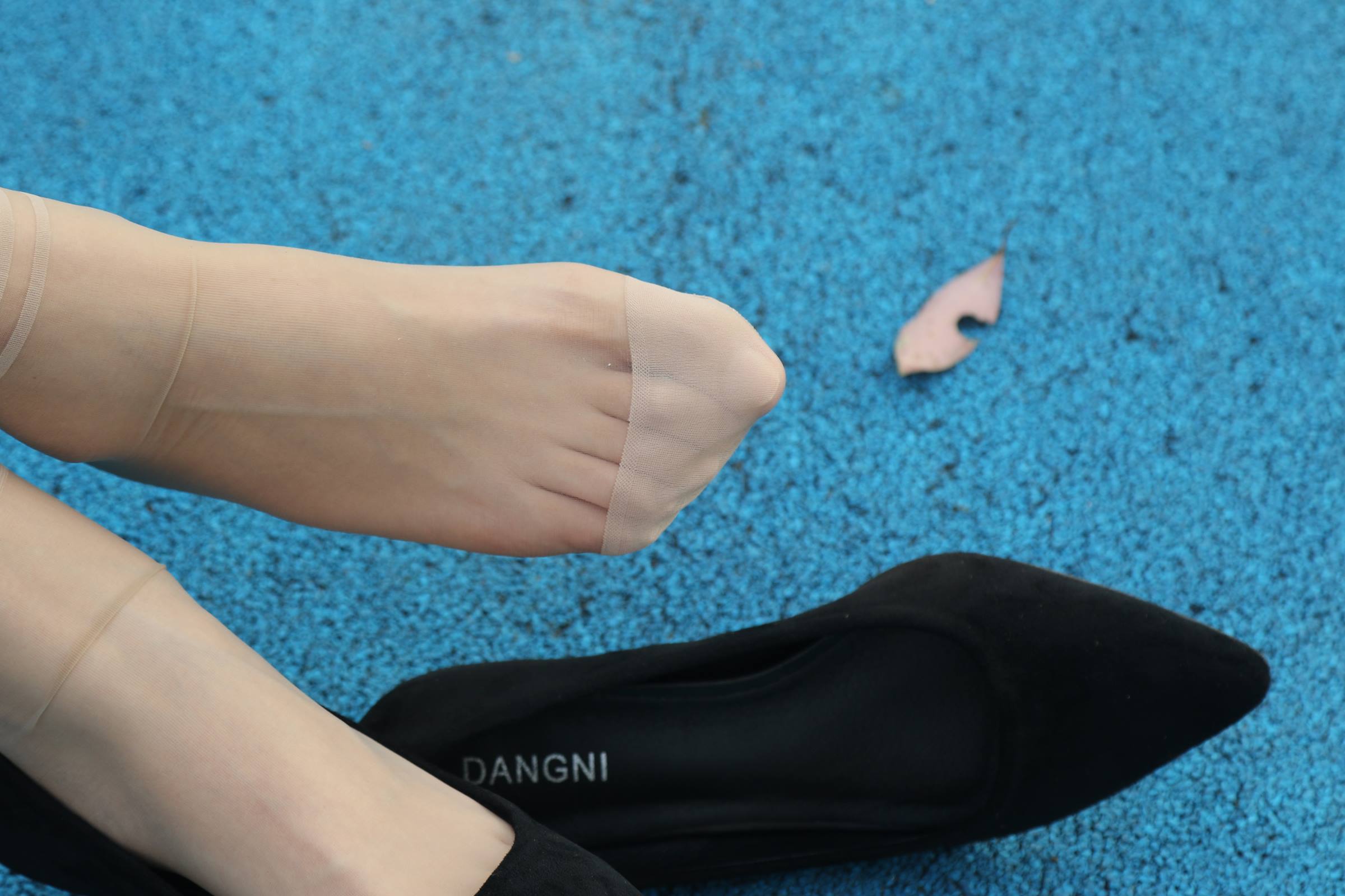 图片[26]-自由摄影 No.003 研究生小姐姐的日常拍照打卡生活 [107P] – 速更版-美库