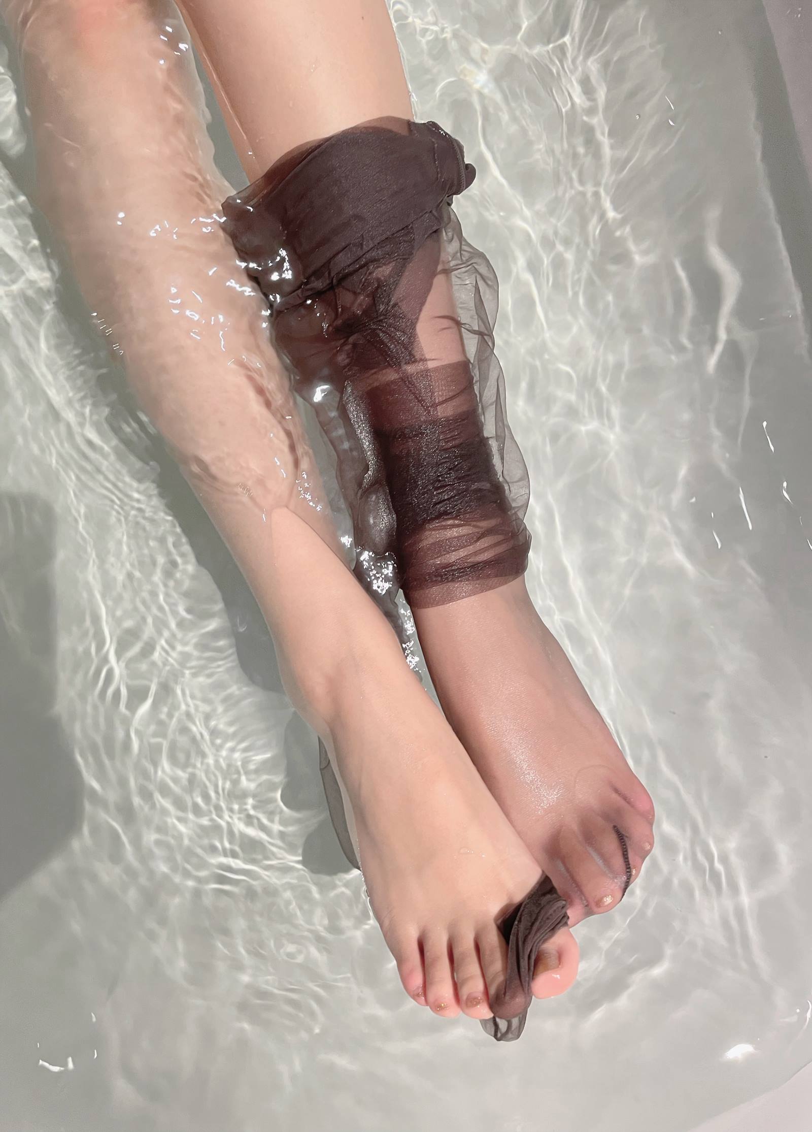 图片[11]-秀人内购@唐安琪 内购无水印 会议室写真 [19P] – 速更版-美库