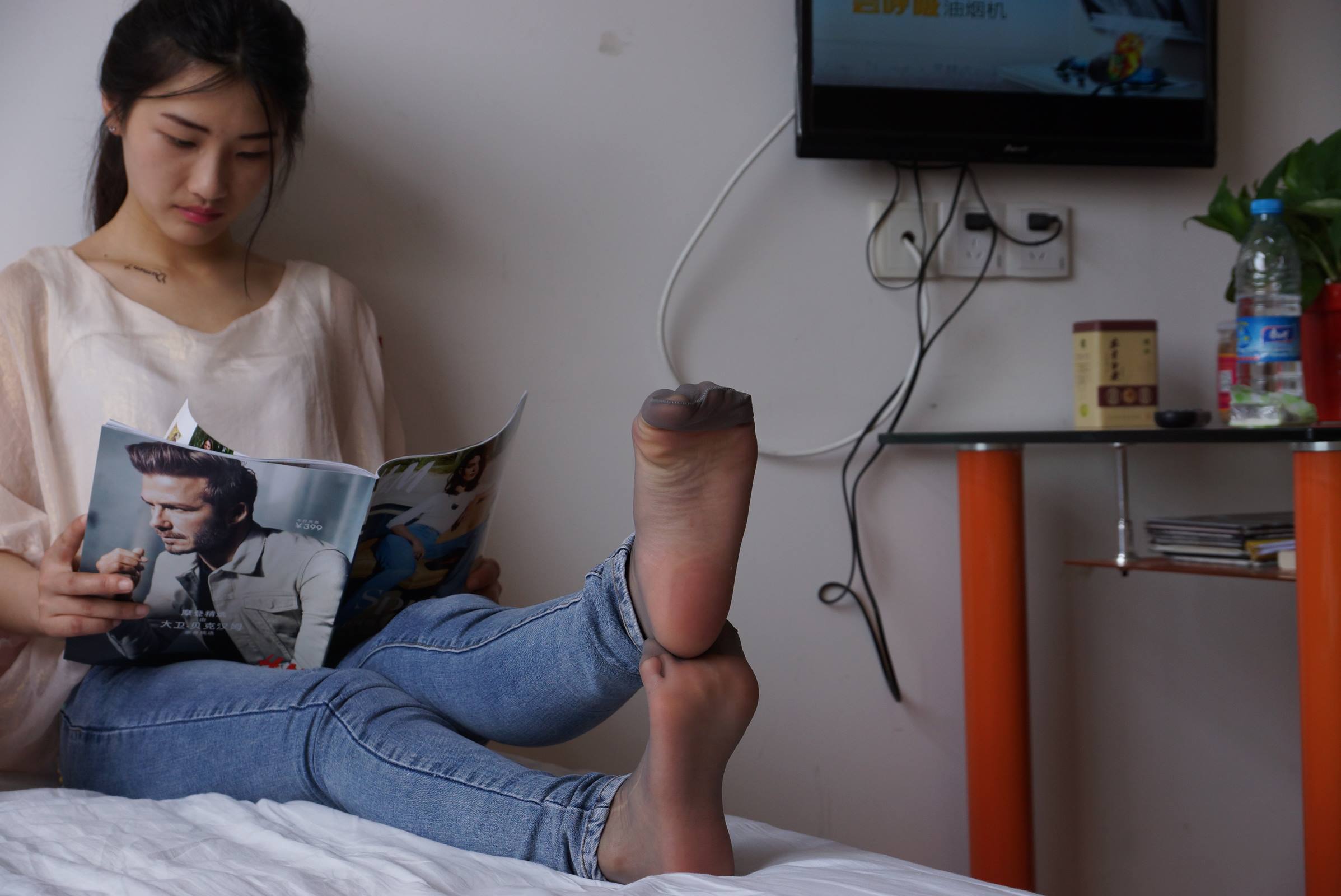 图片[24]-自由摄影 No.005 惬意的周末经典短灰丝陪你看看书 [93P] – 速更版-美库