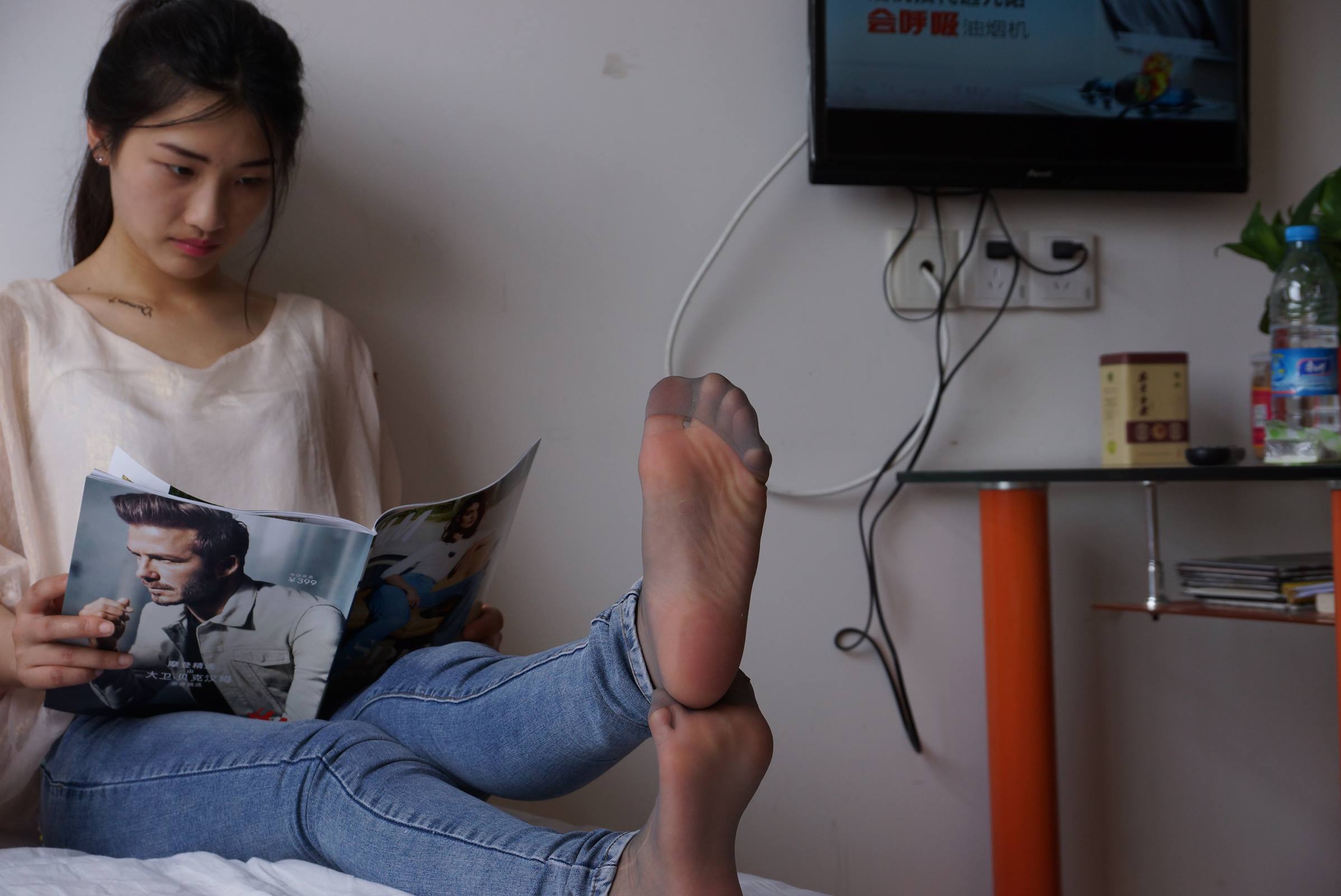 图片[25]-自由摄影 No.005 惬意的周末经典短灰丝陪你看看书 [93P] – 速更版-美库