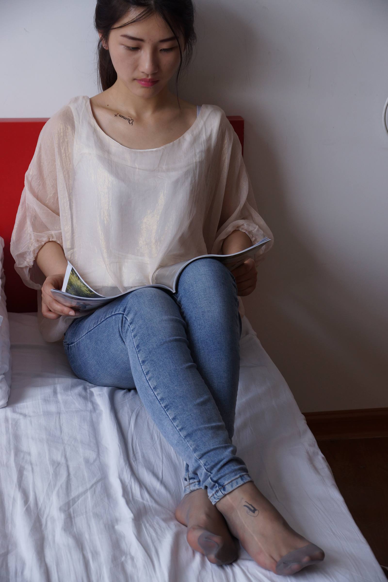 图片[67]-自由摄影 No.005 惬意的周末经典短灰丝陪你看看书 [93P] – 速更版-美库